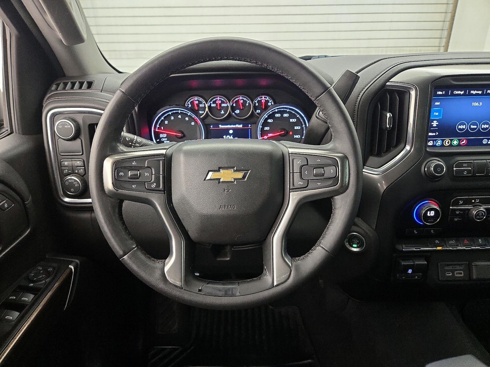2020 Chevrolet Silverado 1500 LT - Photo 11