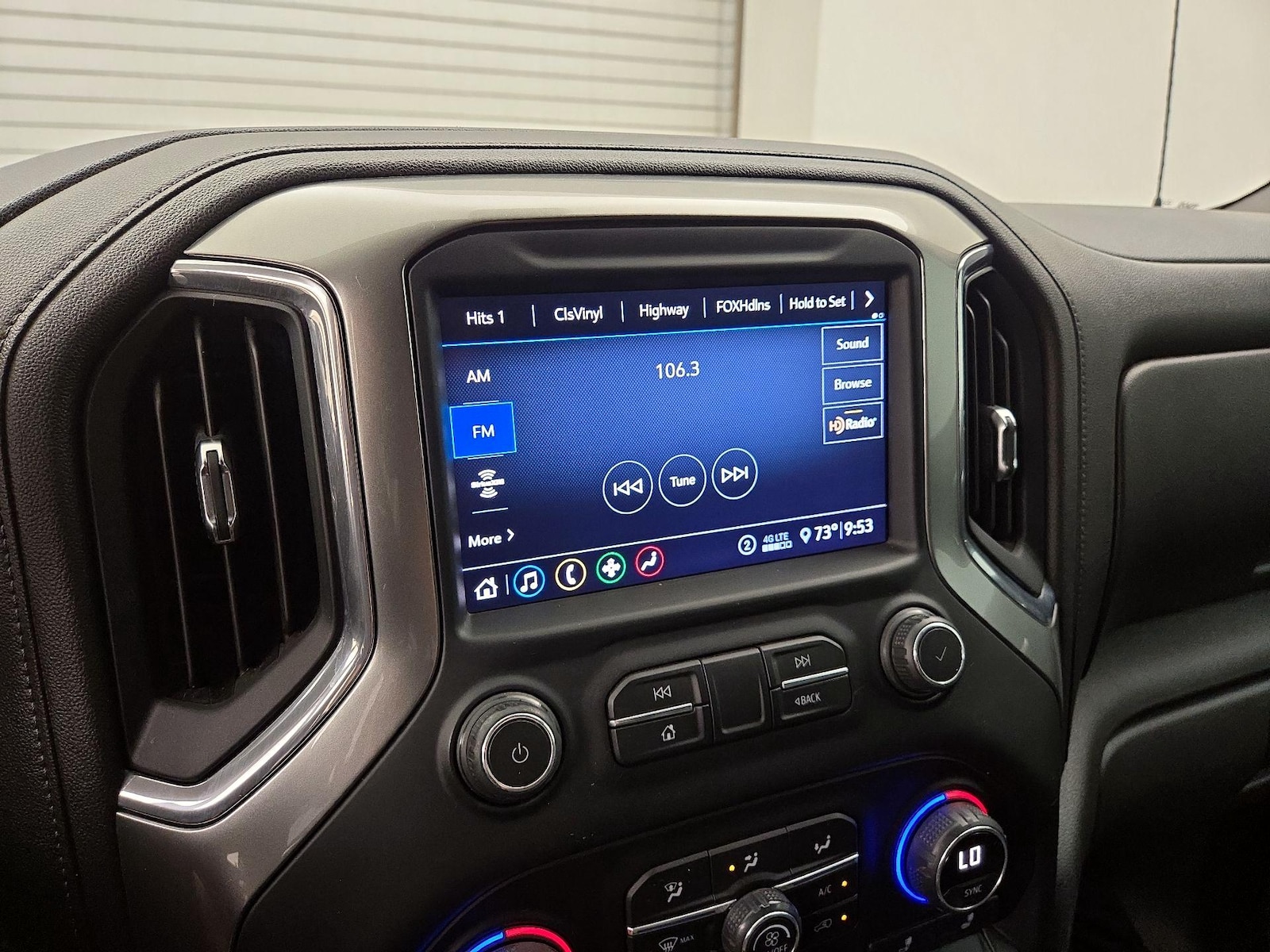 2020 Chevrolet Silverado 1500 LT - Photo 16