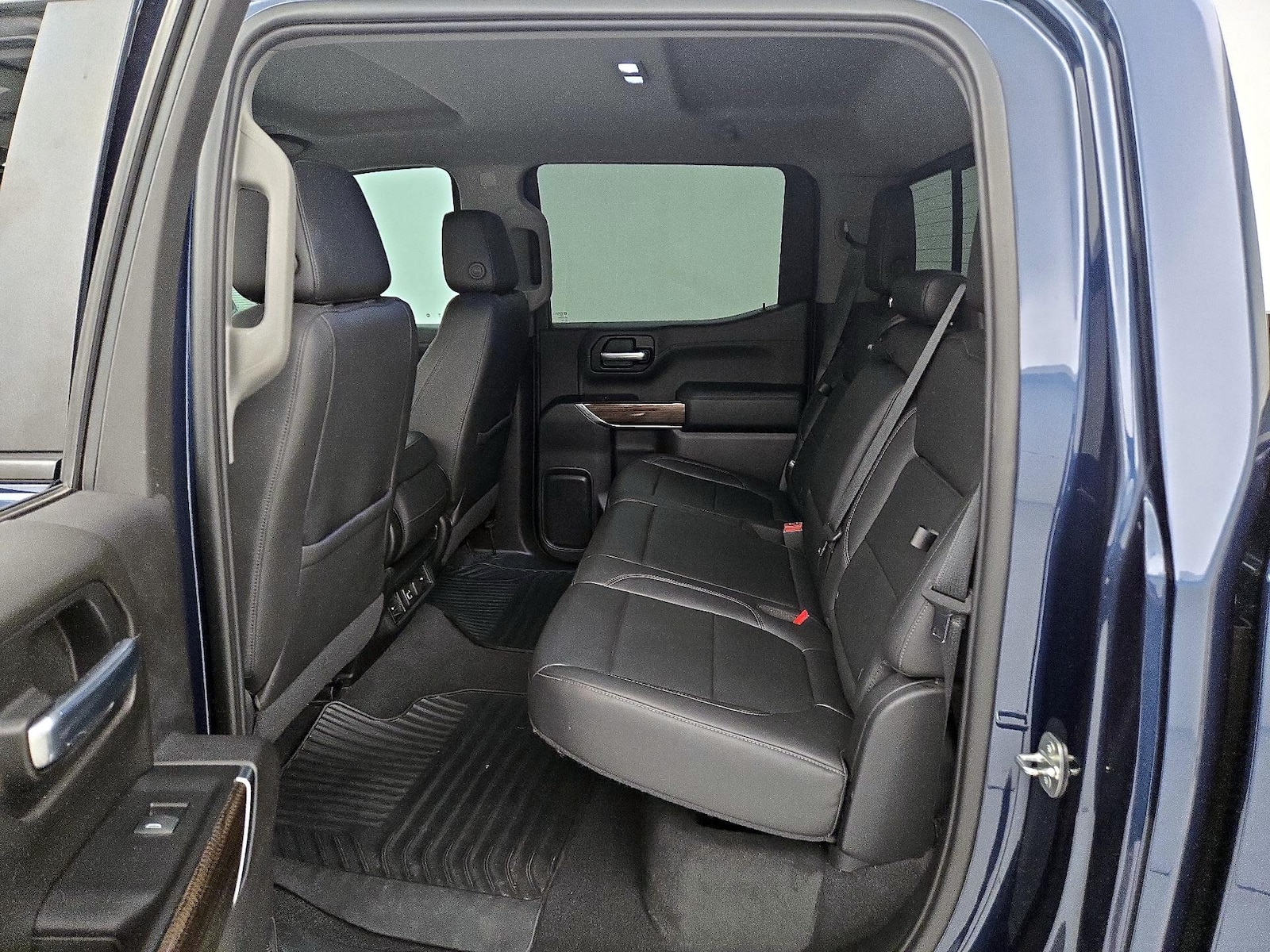 2020 Chevrolet Silverado 1500 LT - Photo 20