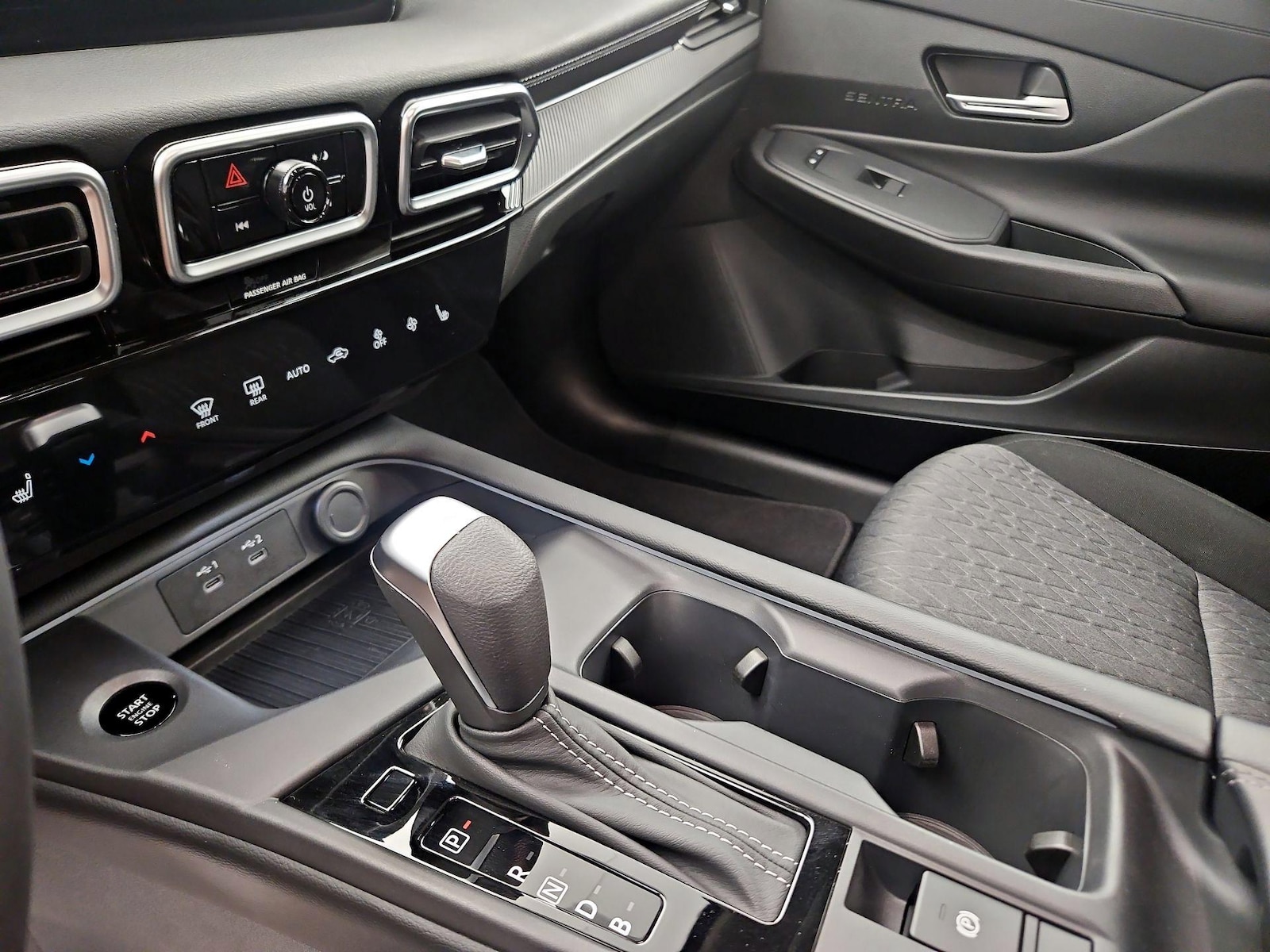 2026 Nissan Sentra SV - Photo 18