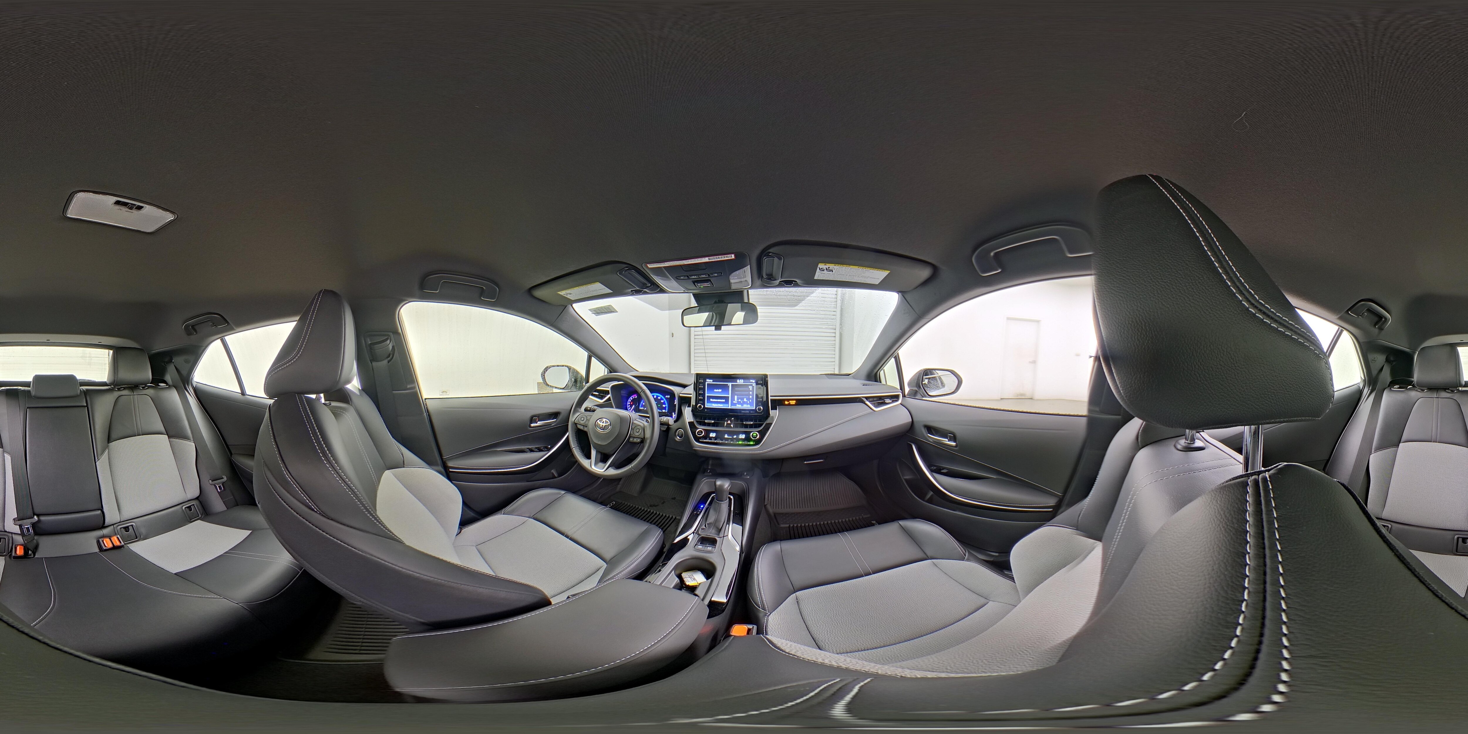2020 Toyota Corolla Hatchback XSE - Photo 23
