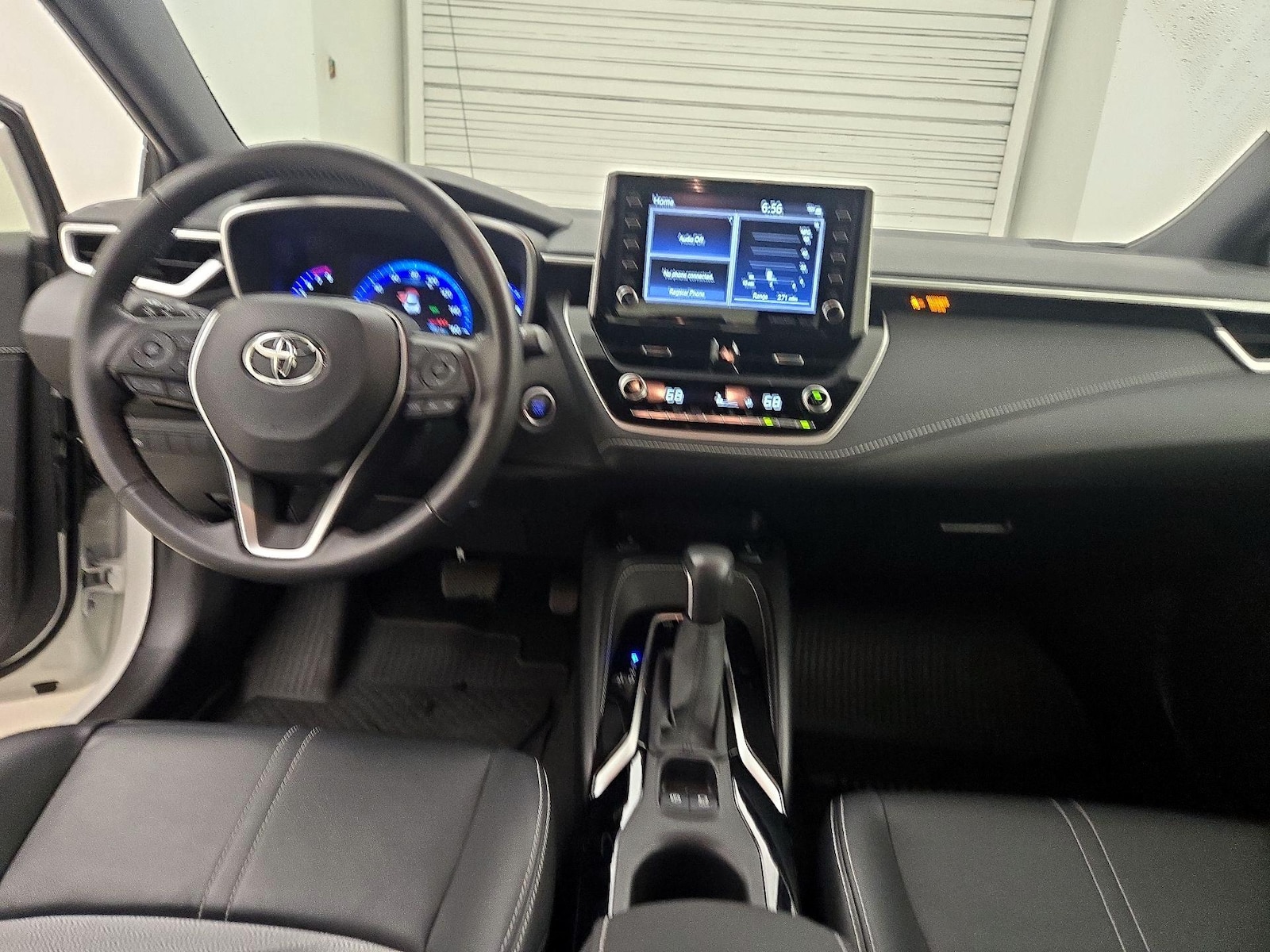 2020 Toyota Corolla Hatchback XSE - Photo 10