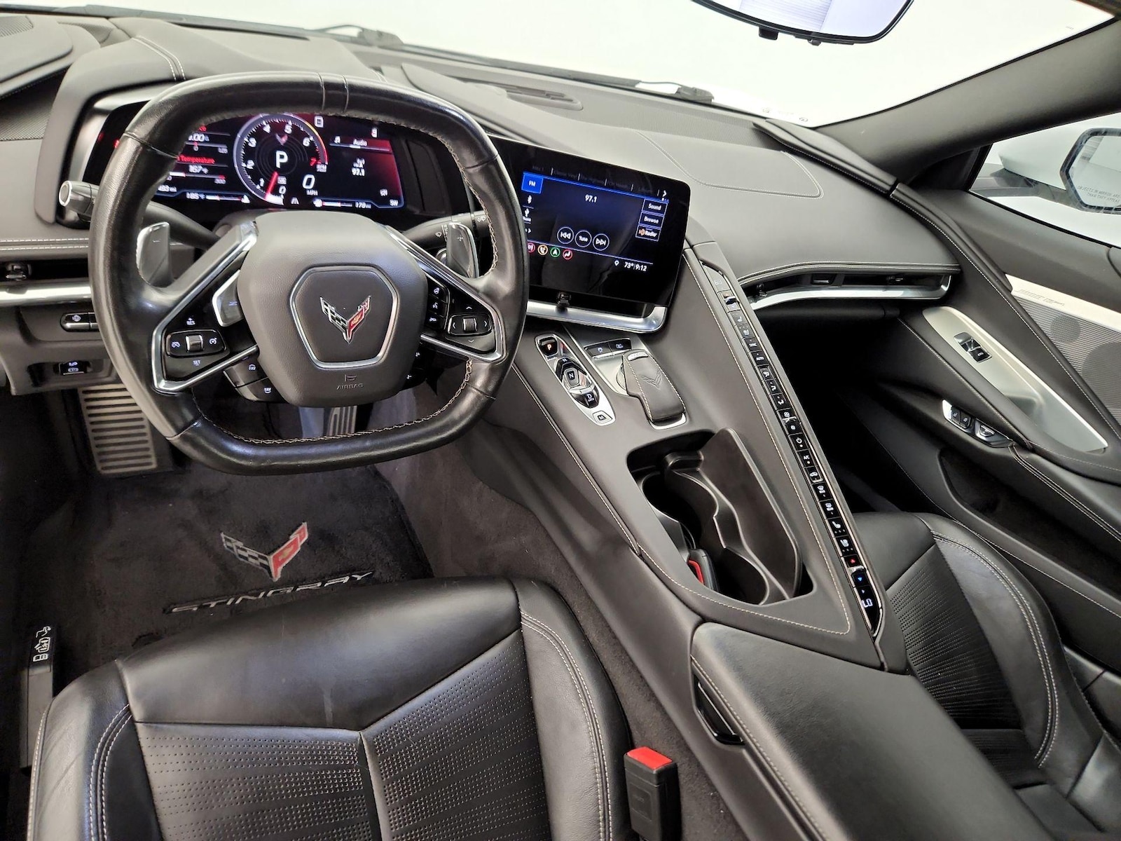 2020 Chevrolet Corvette 2LT - Photo 10