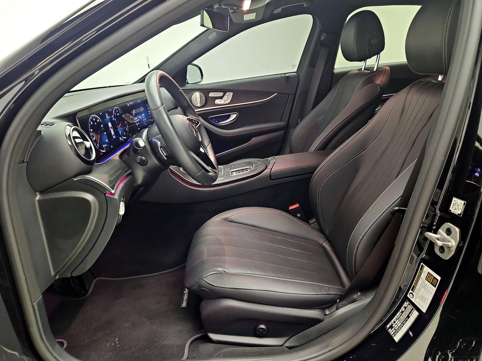 2023 Mercedes-Benz E-Class E350 - Photo 12