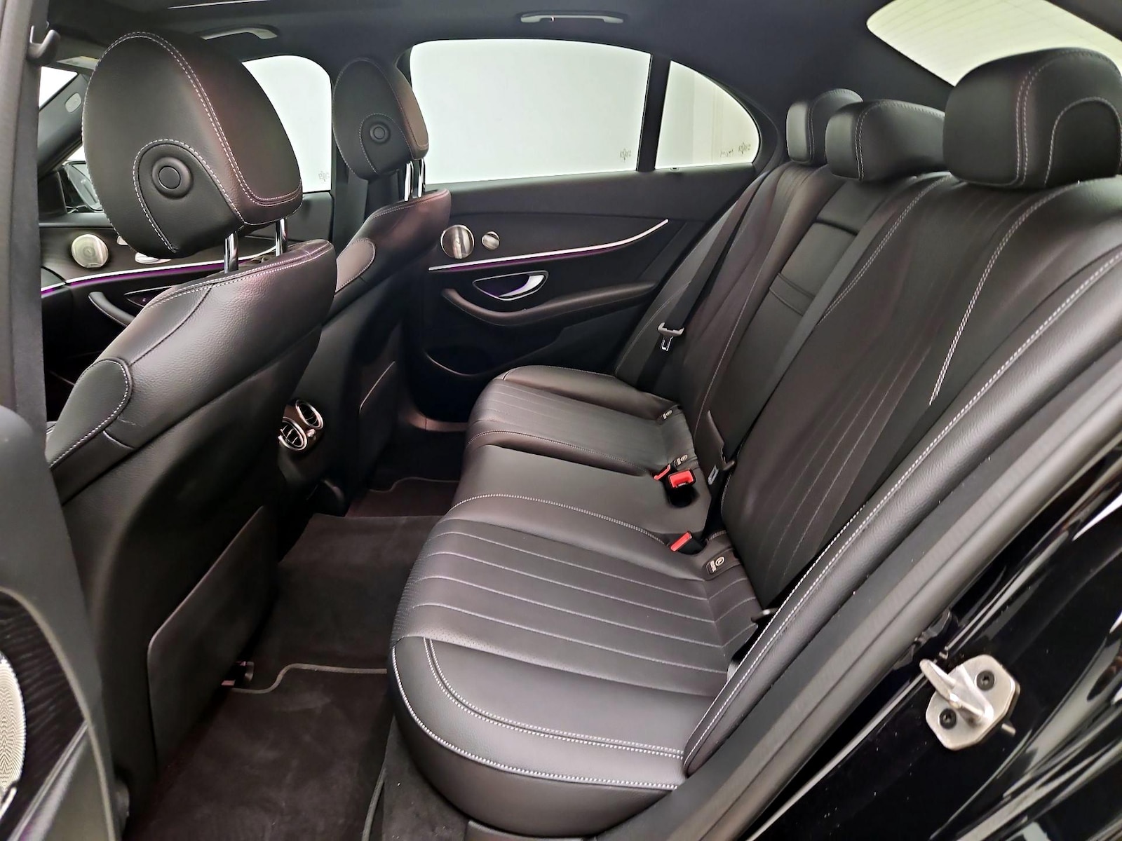 2023 Mercedes-Benz E-Class E350 - Photo 18