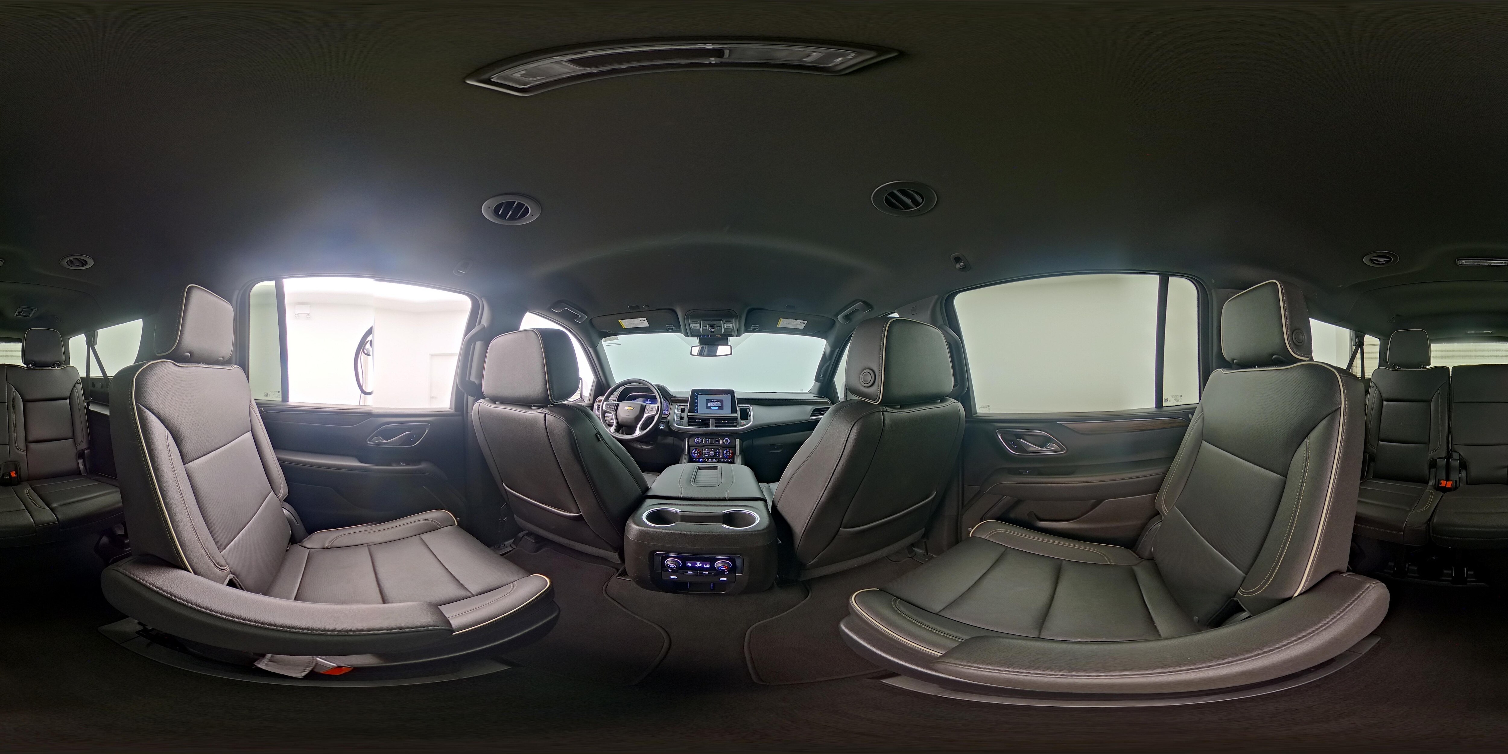 2023 Chevrolet Suburban Premier - Photo 27