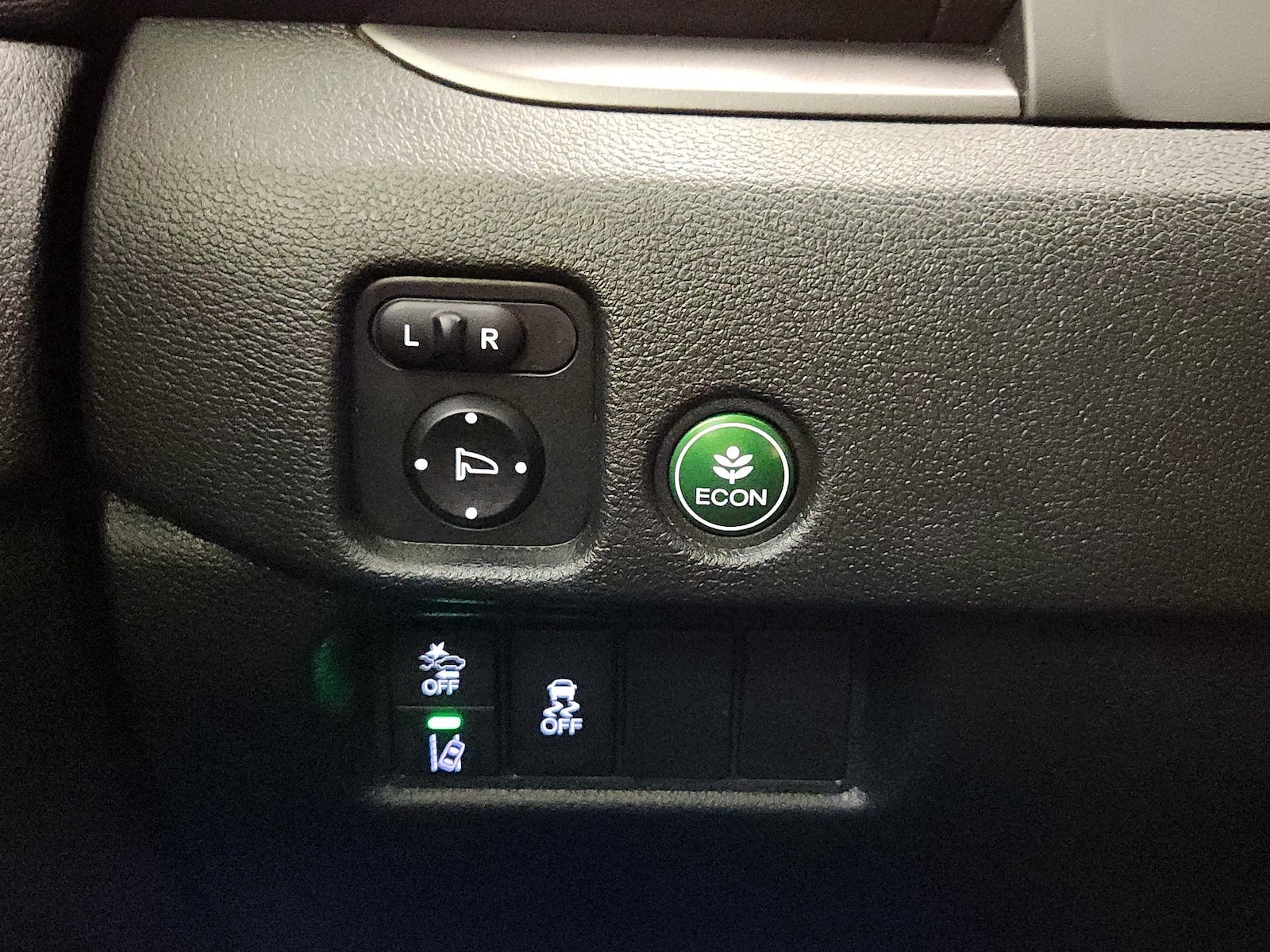 2021 Honda Pilot SE - Photo 12