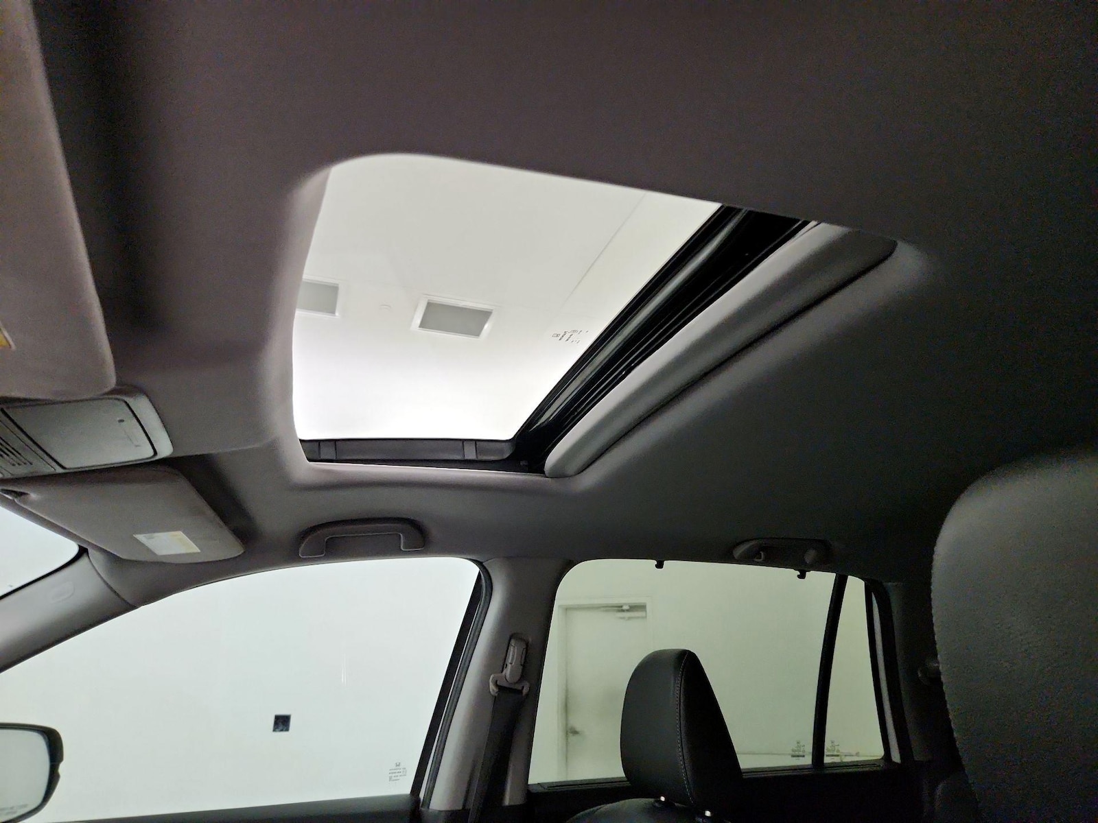 2021 Honda Pilot SE - Photo 18