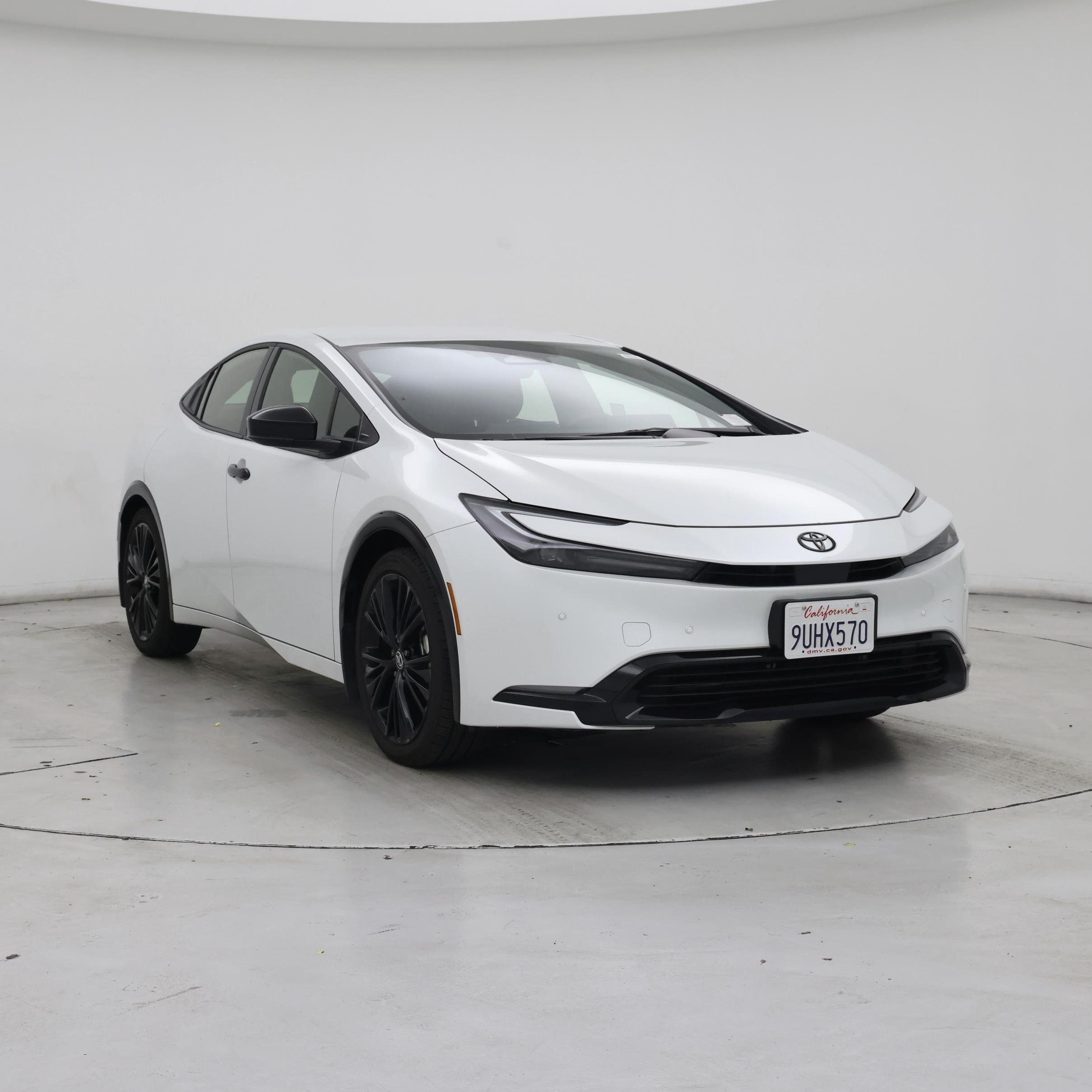 White 2025 Toyota Prius Hatchback Front-Wheel Drive Automatic