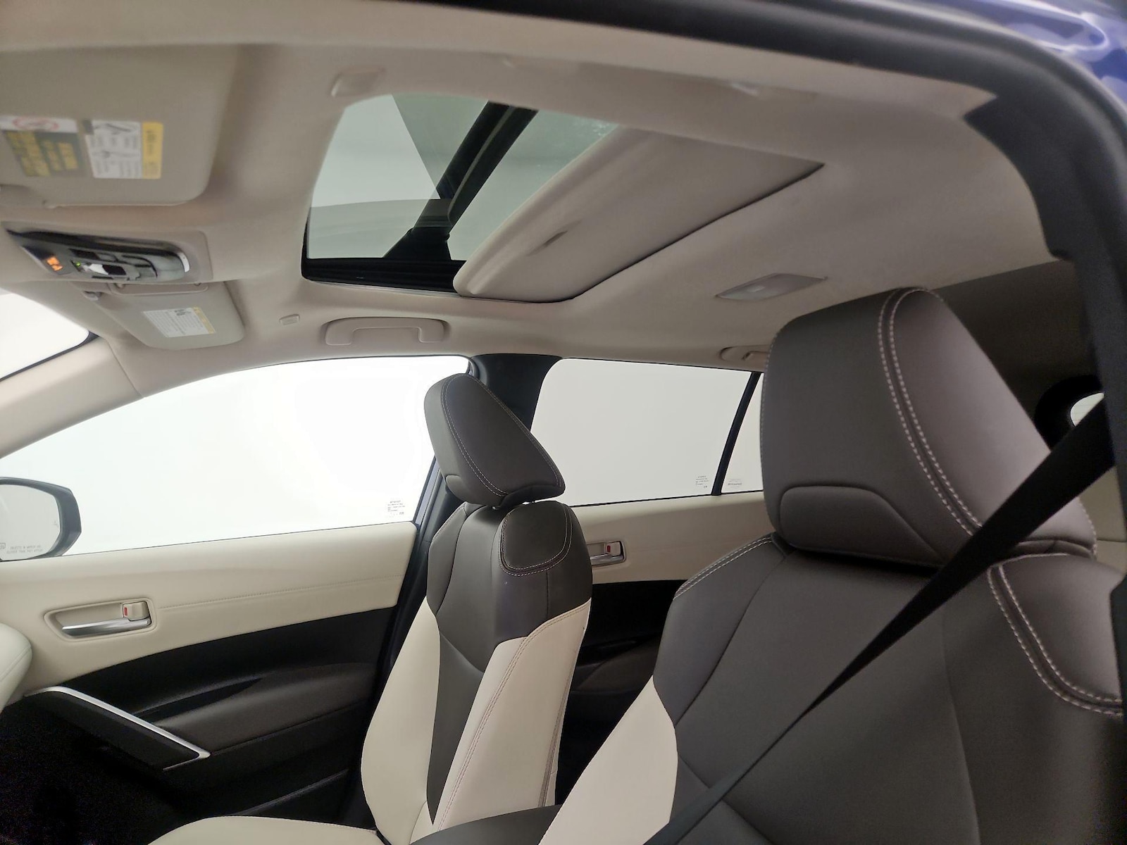 2024 Toyota Corolla Cross XLE - Photo 21