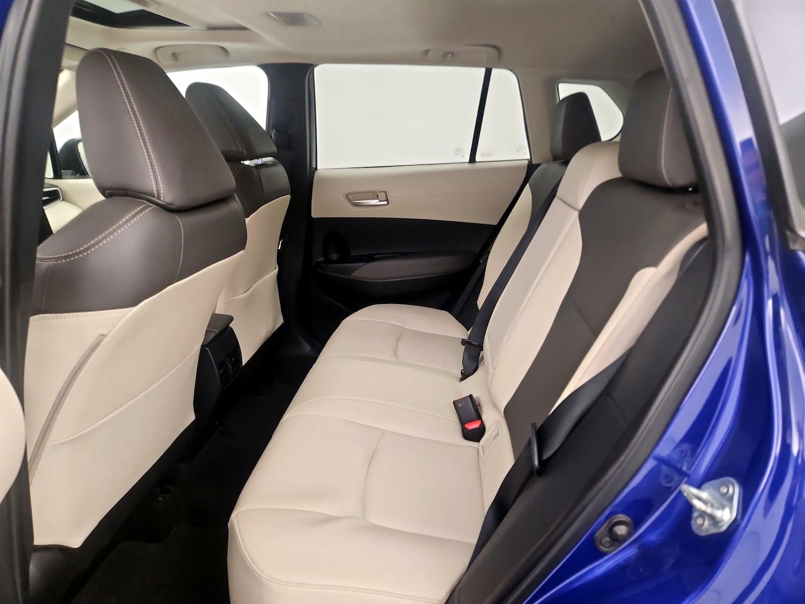 2024 Toyota Corolla Cross XLE - Photo 22