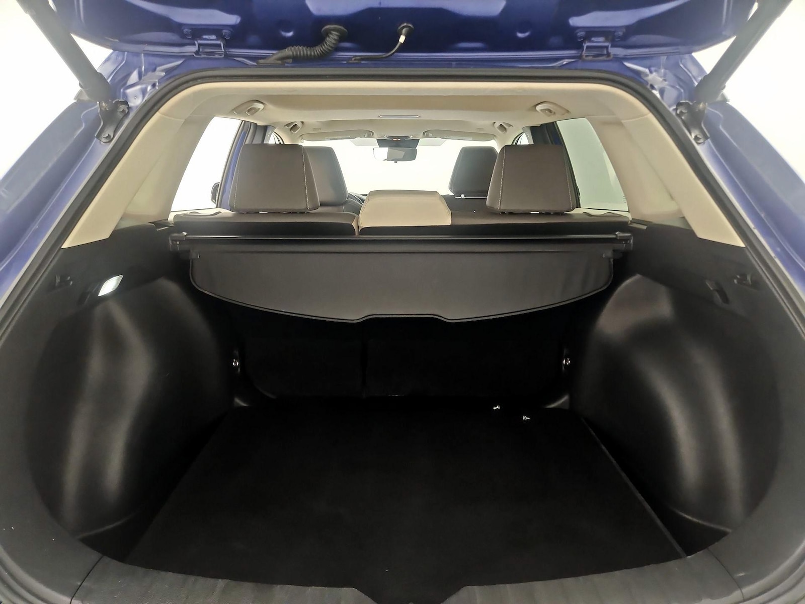 2024 Toyota Corolla Cross XLE - Photo 23