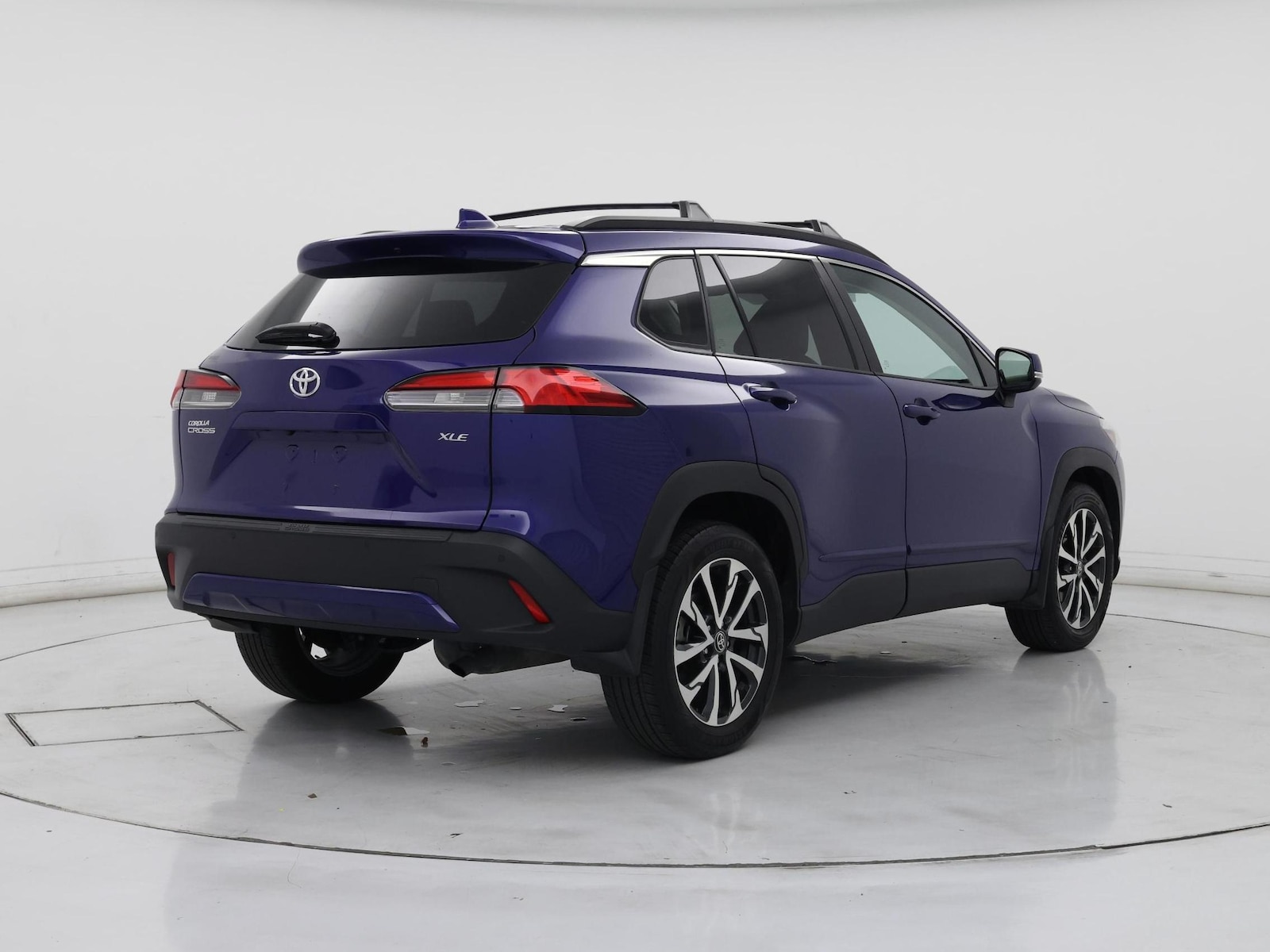 2024 Toyota Corolla Cross XLE - Photo 9