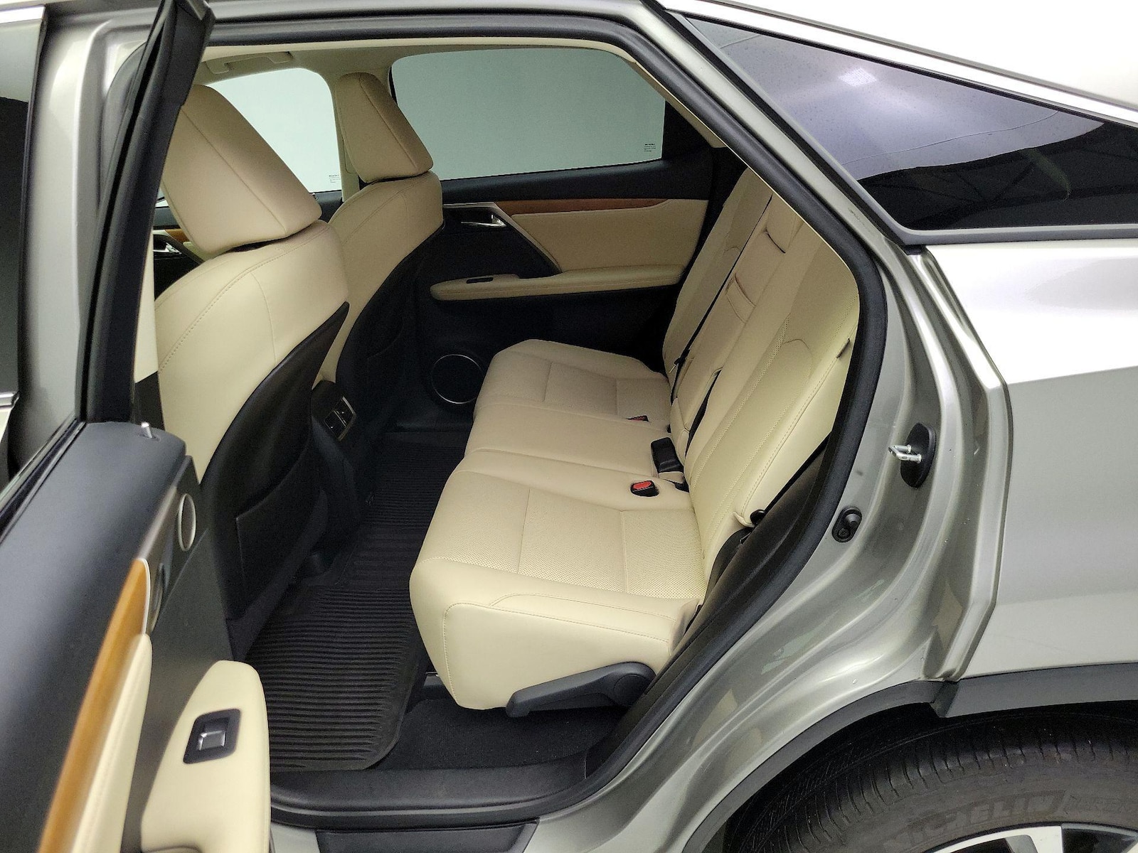 2022 Lexus RX 350 - Photo 22