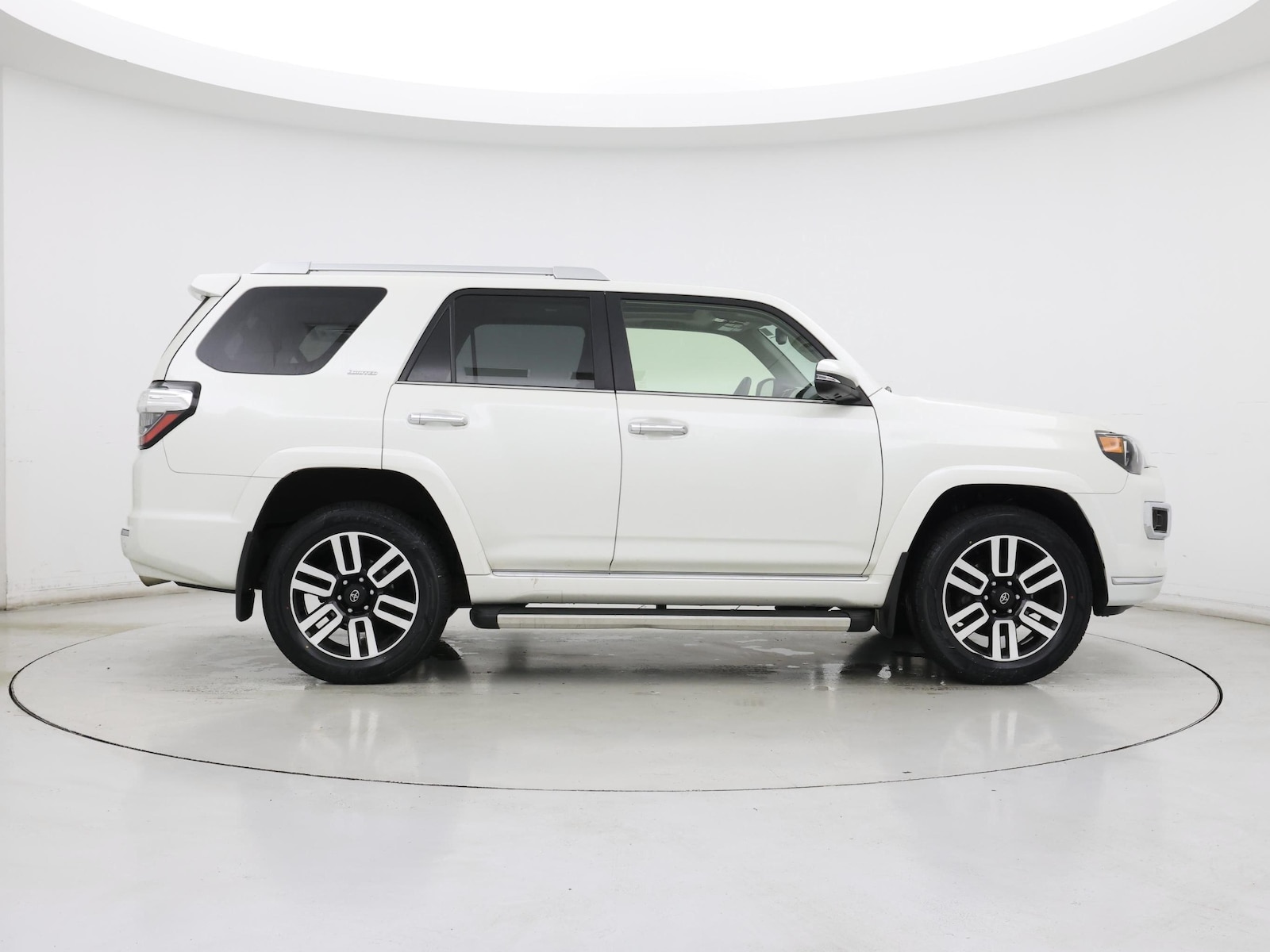 2023 Toyota 4Runner Limited - Photo 8