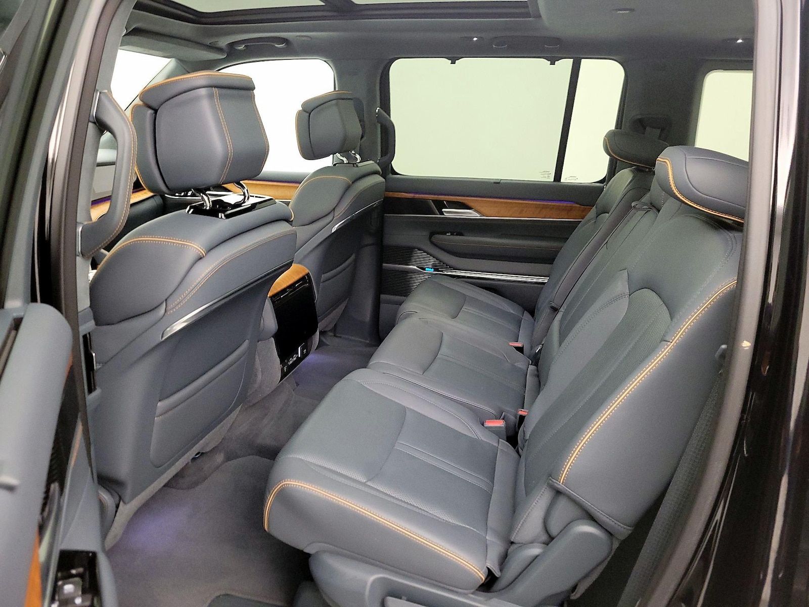 Rear Air Conditioning