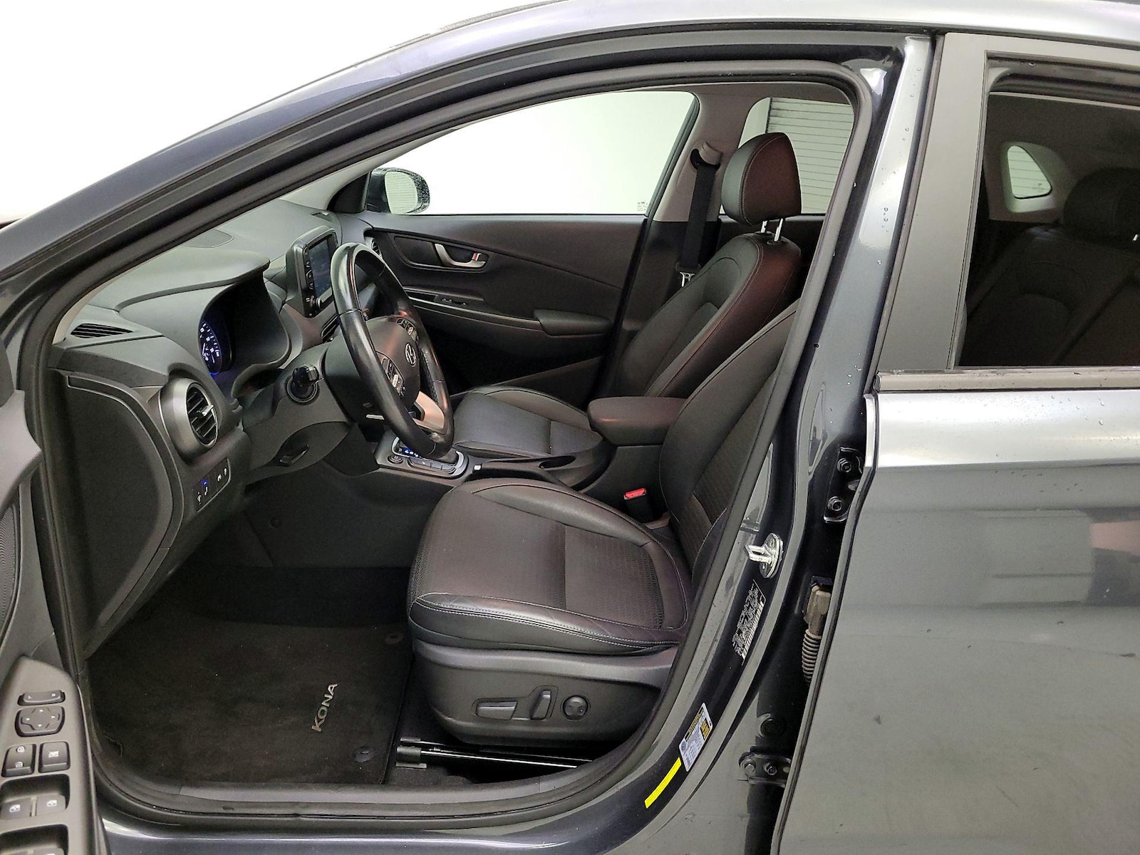 2020 Hyundai Kona Limited - Photo 12