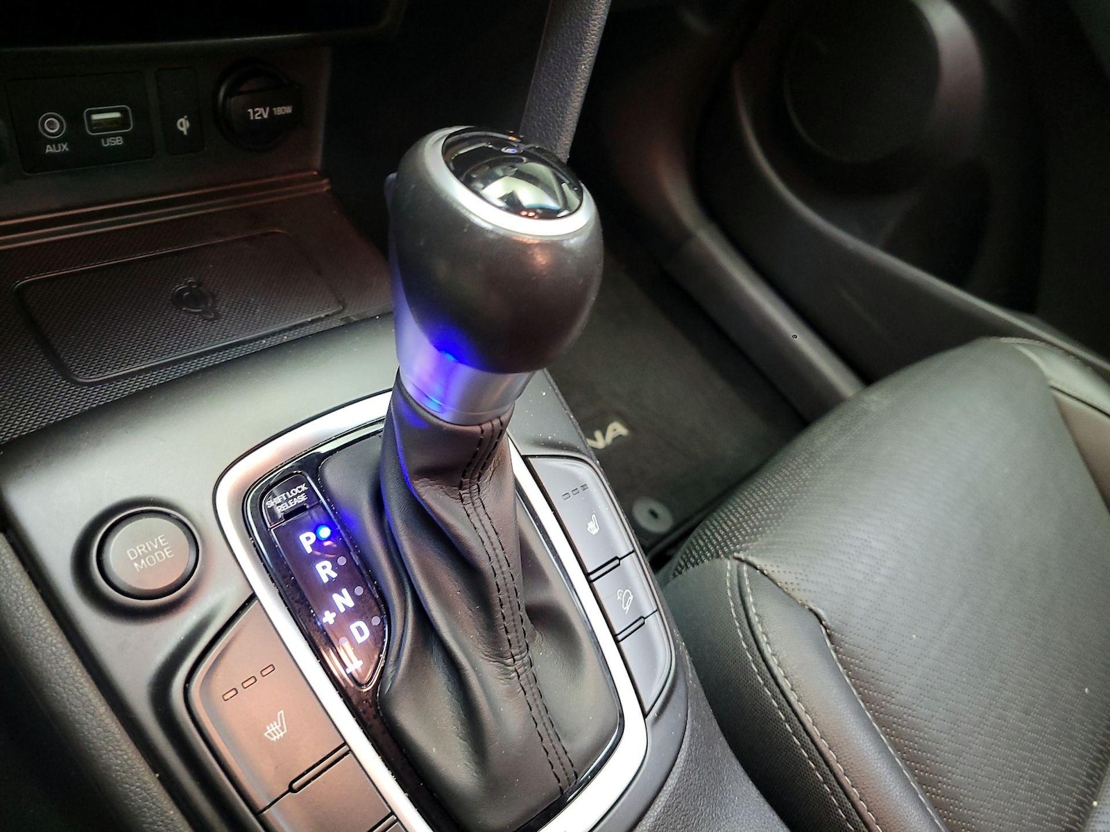2020 Hyundai Kona Limited - Photo 17