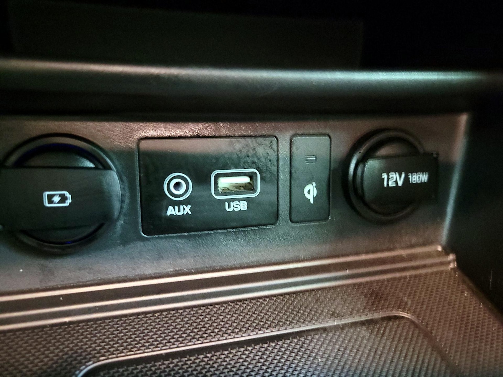 2020 Hyundai Kona Limited - Photo 18