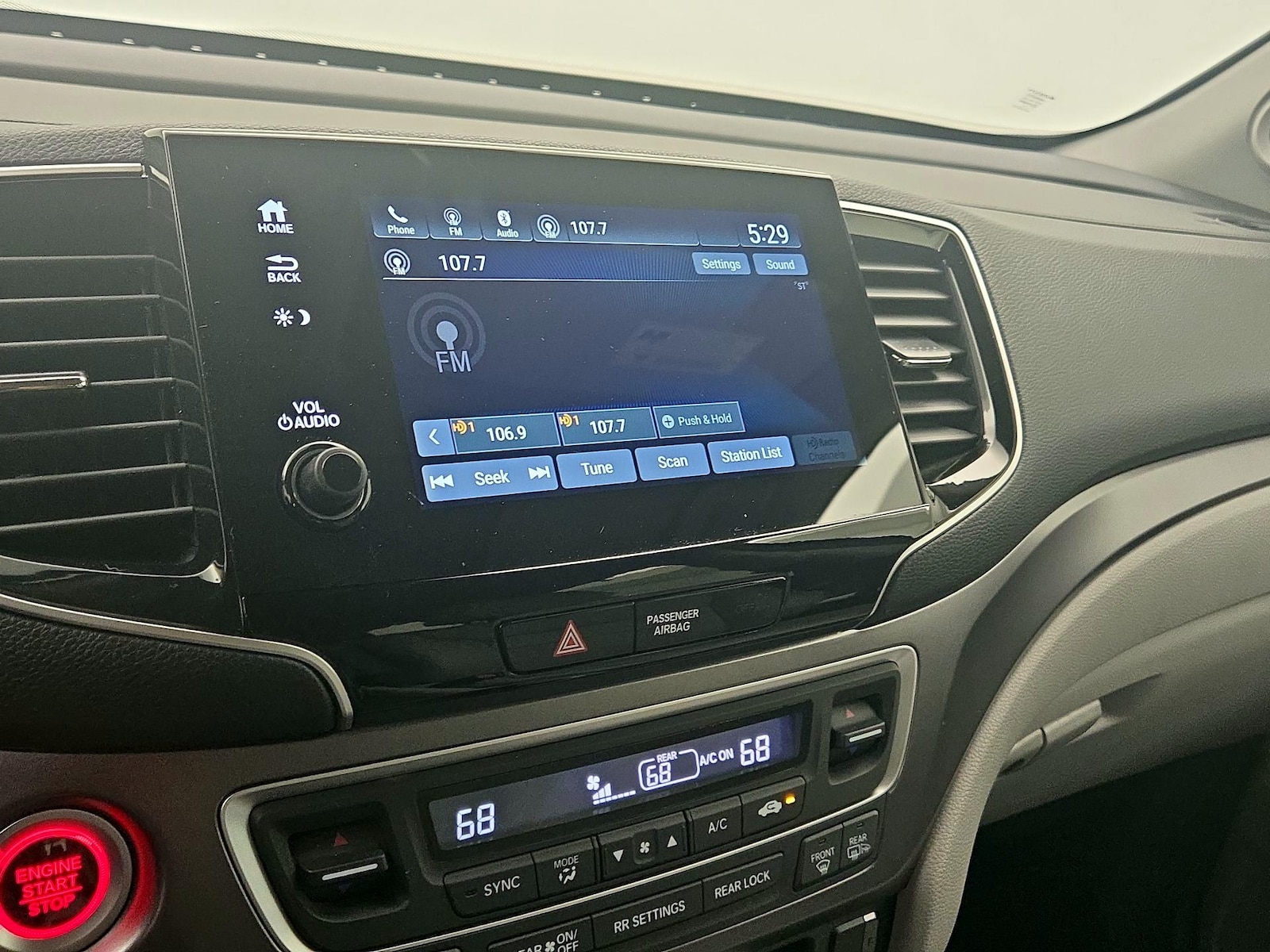 2019 Honda Pilot EX-L - Photo 16