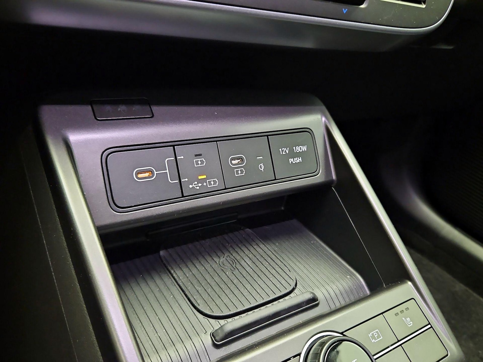 2026 Hyundai Kona SEL Premium - Photo 19