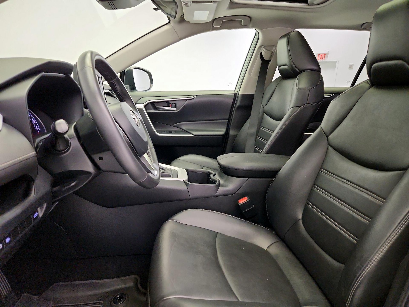 Power Seat(s) & Side Airbags