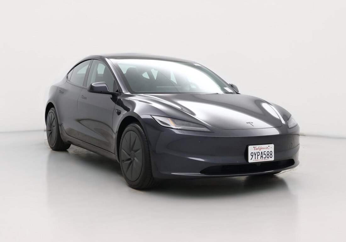 2026 Tesla Model 3 Rear-Wheel Drive in Gray — CarMax photo