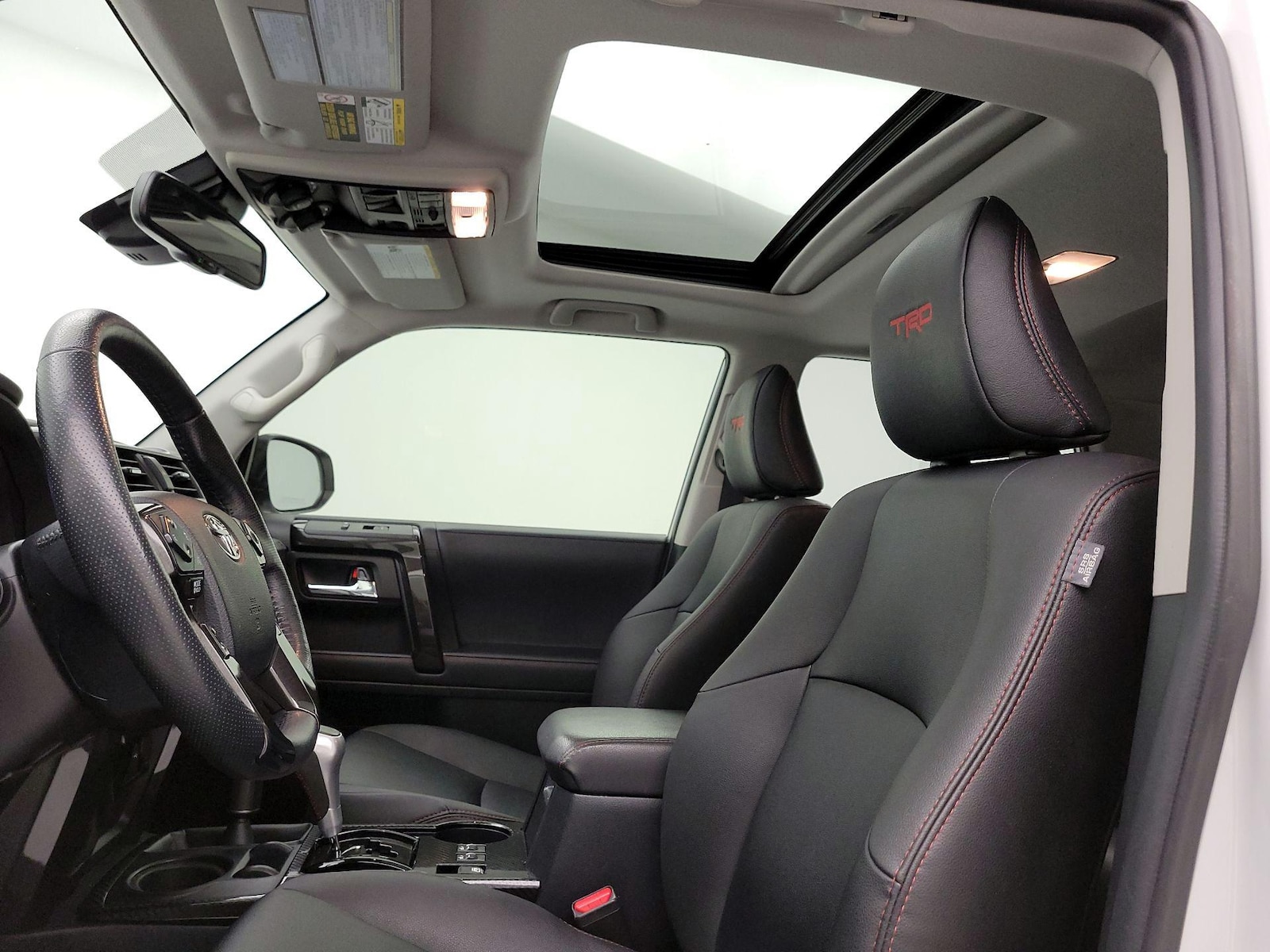 Sunroof(s) & Overhead Airbags