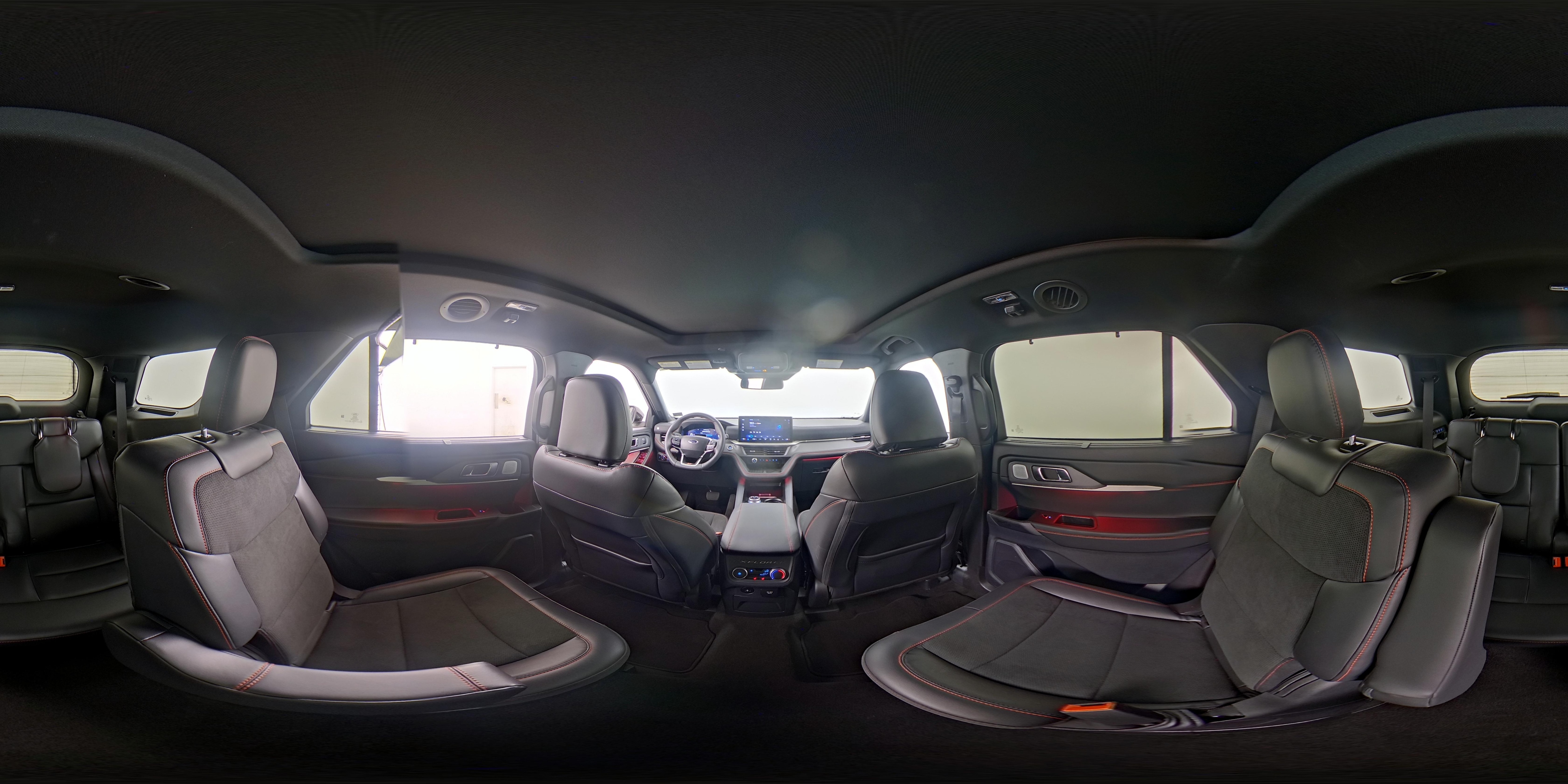 2025 Ford Explorer ST - Photo 28