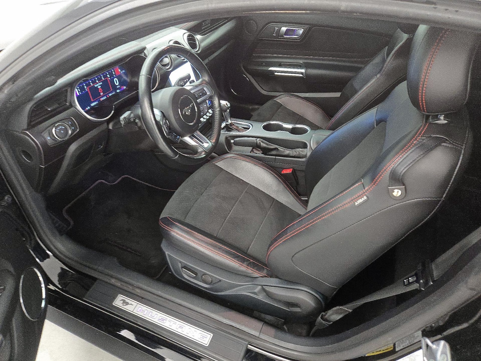 2020 Ford Mustang GT Premium - Photo 12