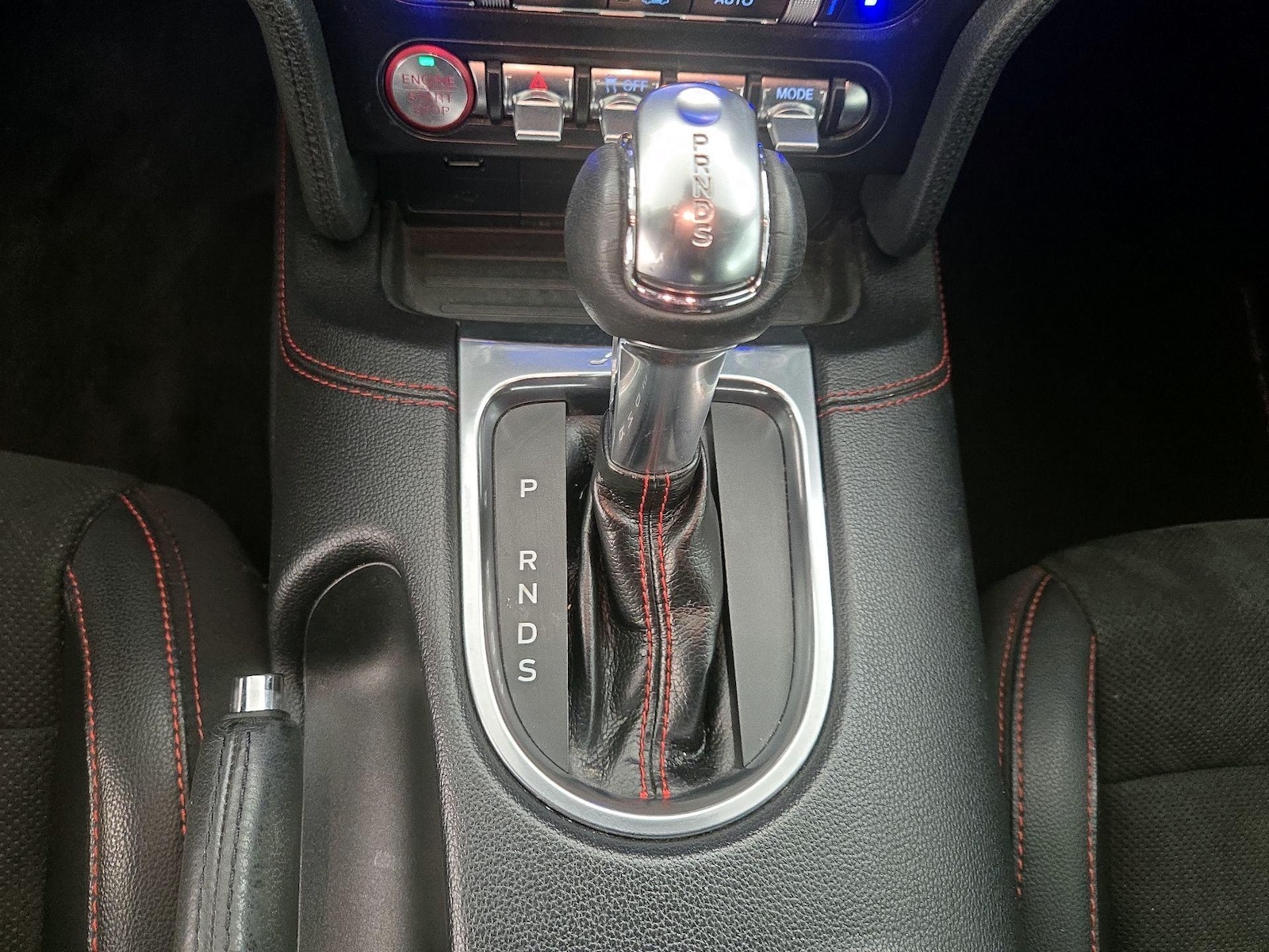 2020 Ford Mustang GT Premium - Photo 19