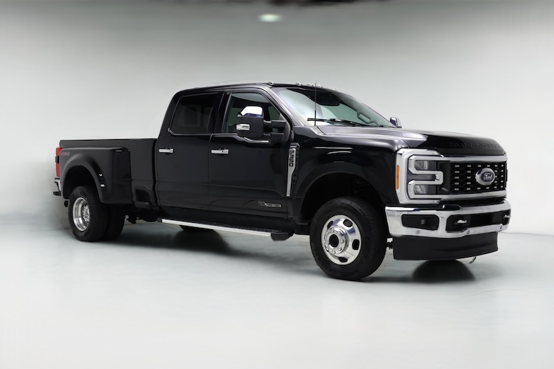 2023 Ford F350 Lariat