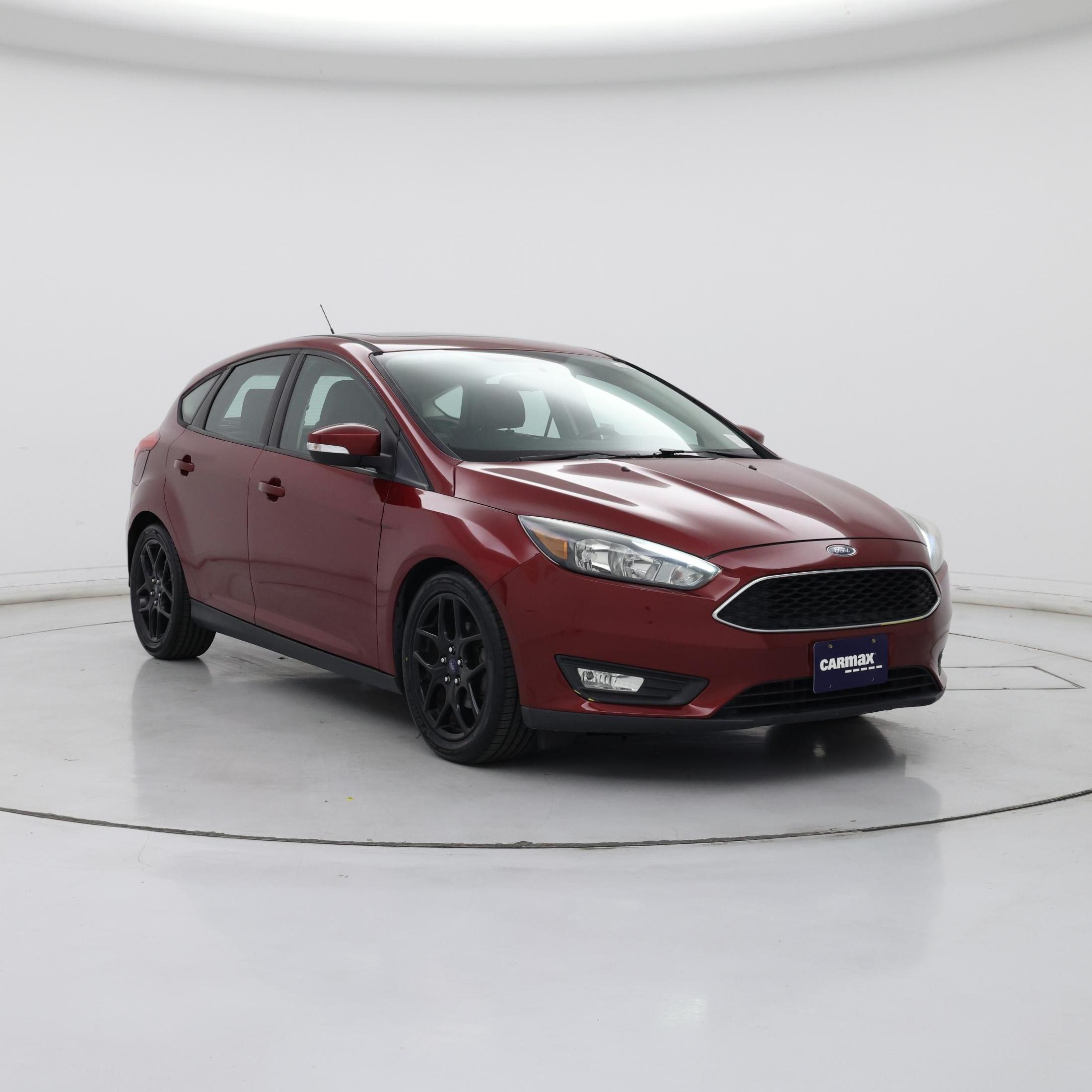 Red 2016 Ford Focus Hatchback Front-Wheel Drive Automatic