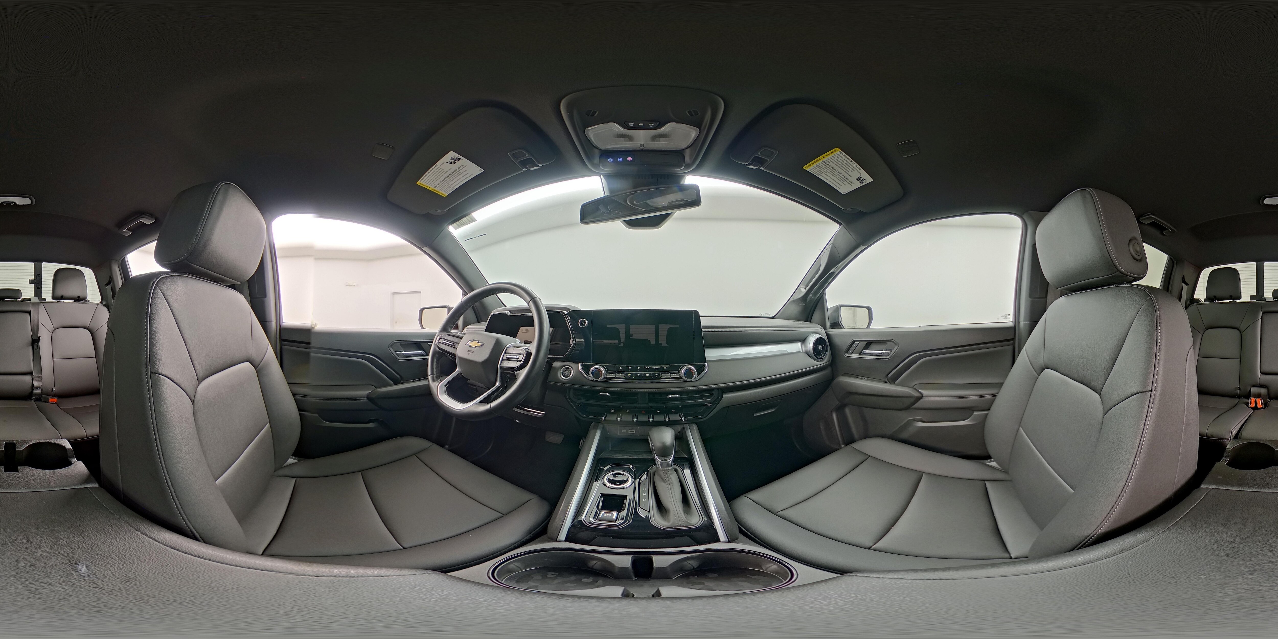 2023 Chevrolet Colorado LT - Photo 24