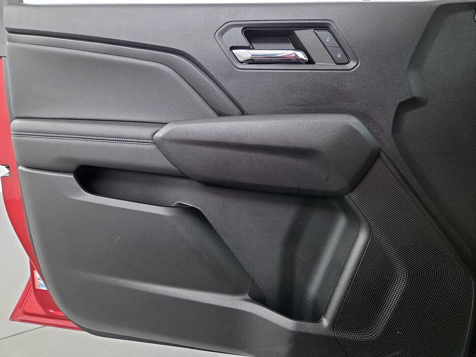 2023 Chevrolet Colorado LT - Photo 13