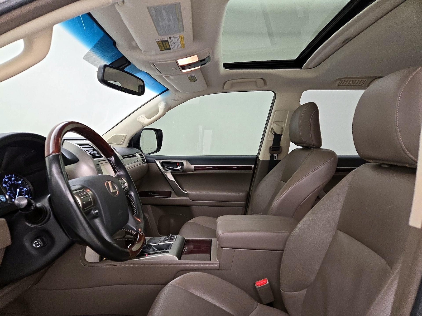 Sunroof(s) & Overhead Airbags