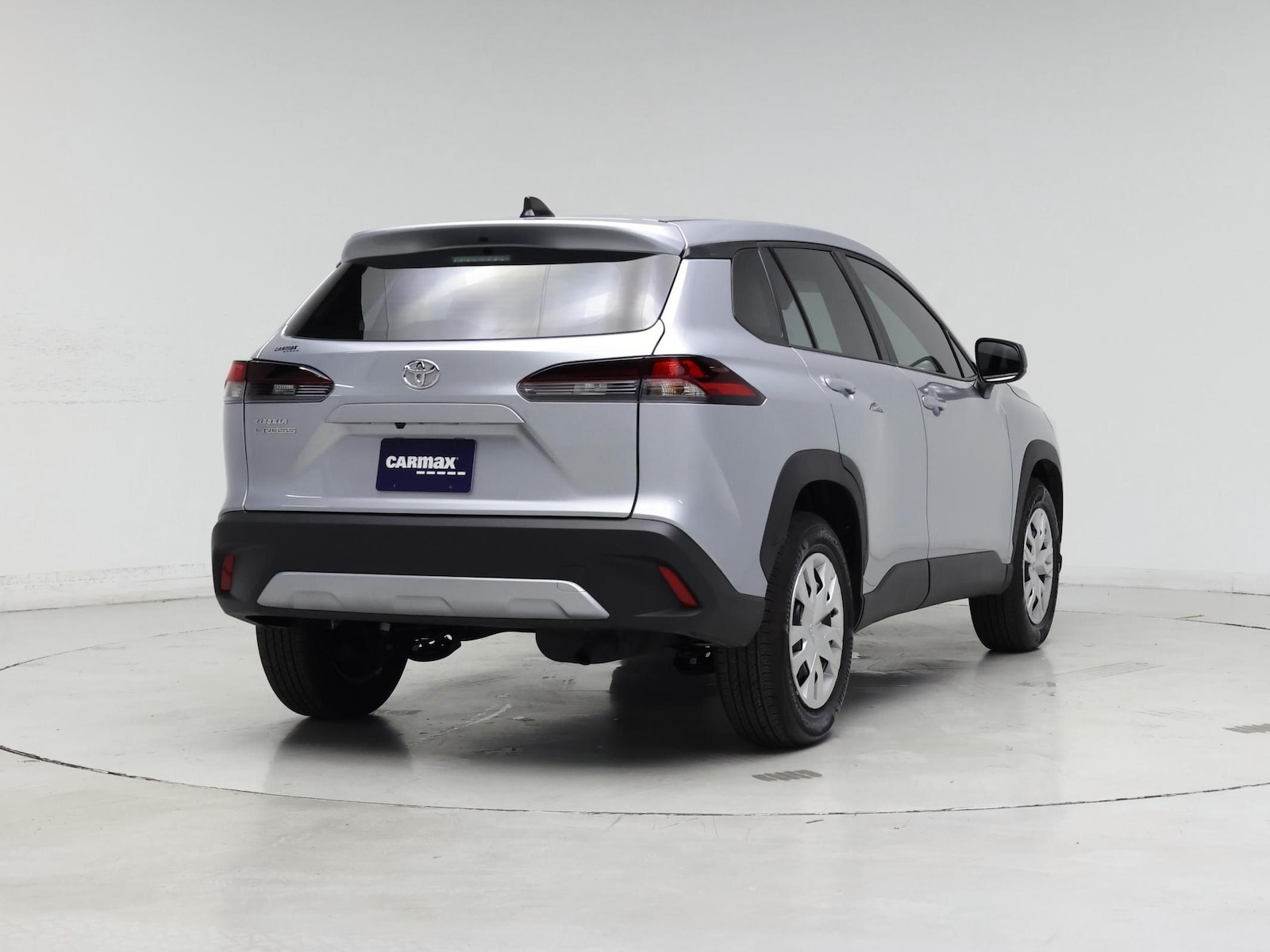 2026 Toyota Corolla Cross L - Photo 9