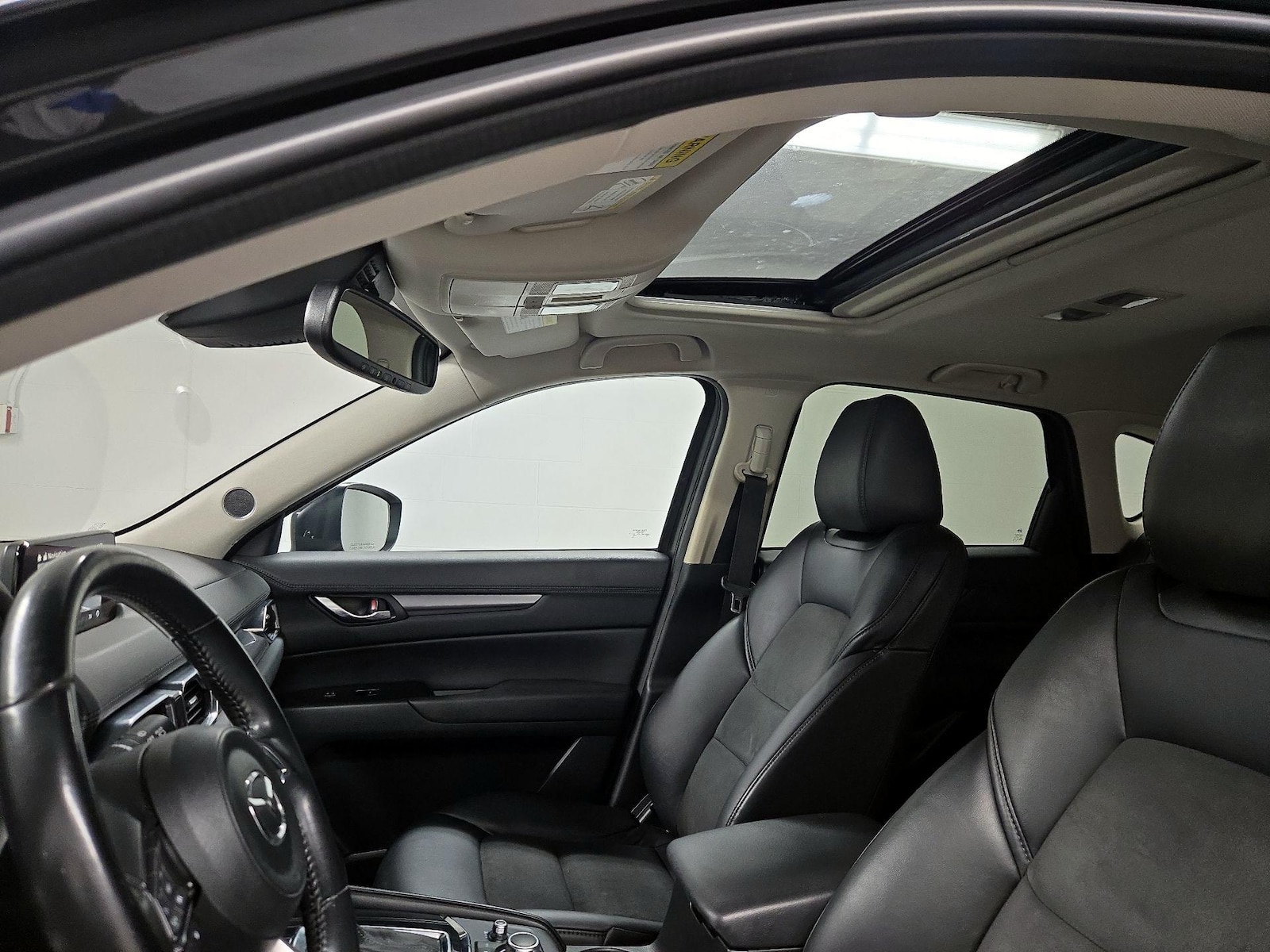 Sunroof(s) & Overhead Airbags
