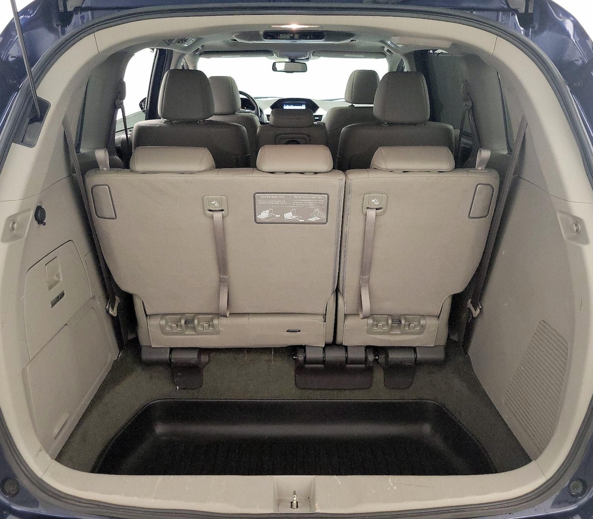 Trunk/Cargo (Seats Up)