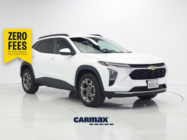 White 2025 Chevrolet Trax SUV / Crossover Front-Wheel Drive Automatic