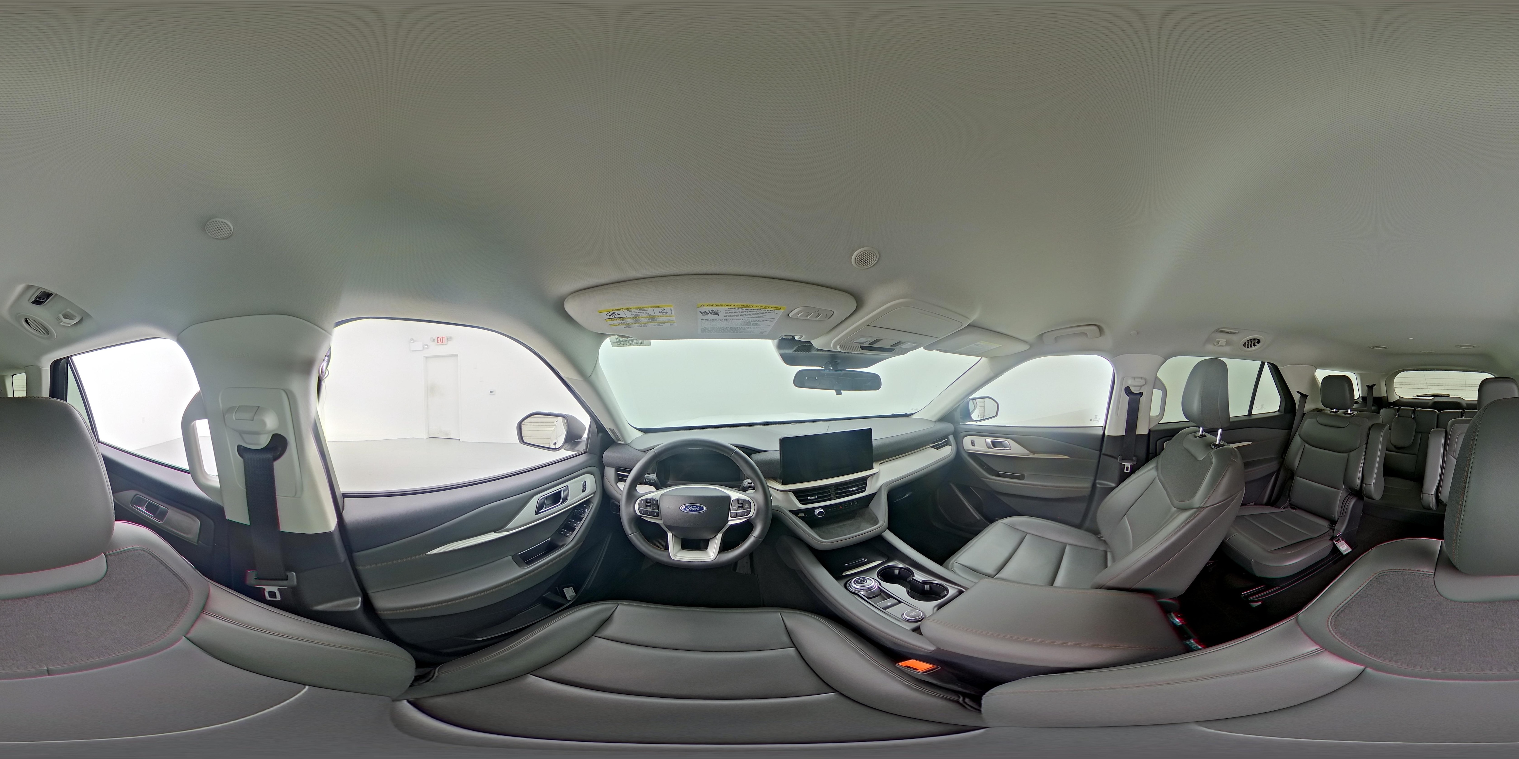 2025 Ford Explorer Active - Photo 28
