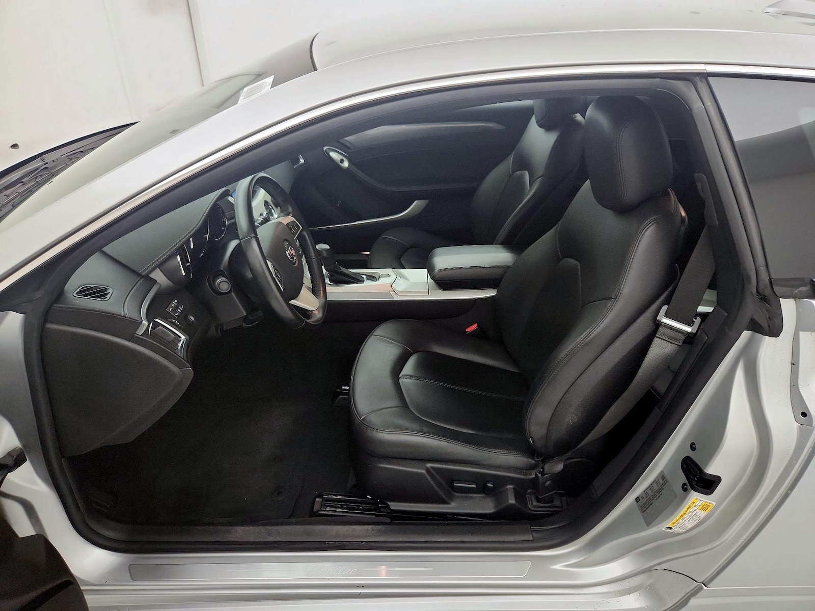 Power Seat(s) & Side Airbags