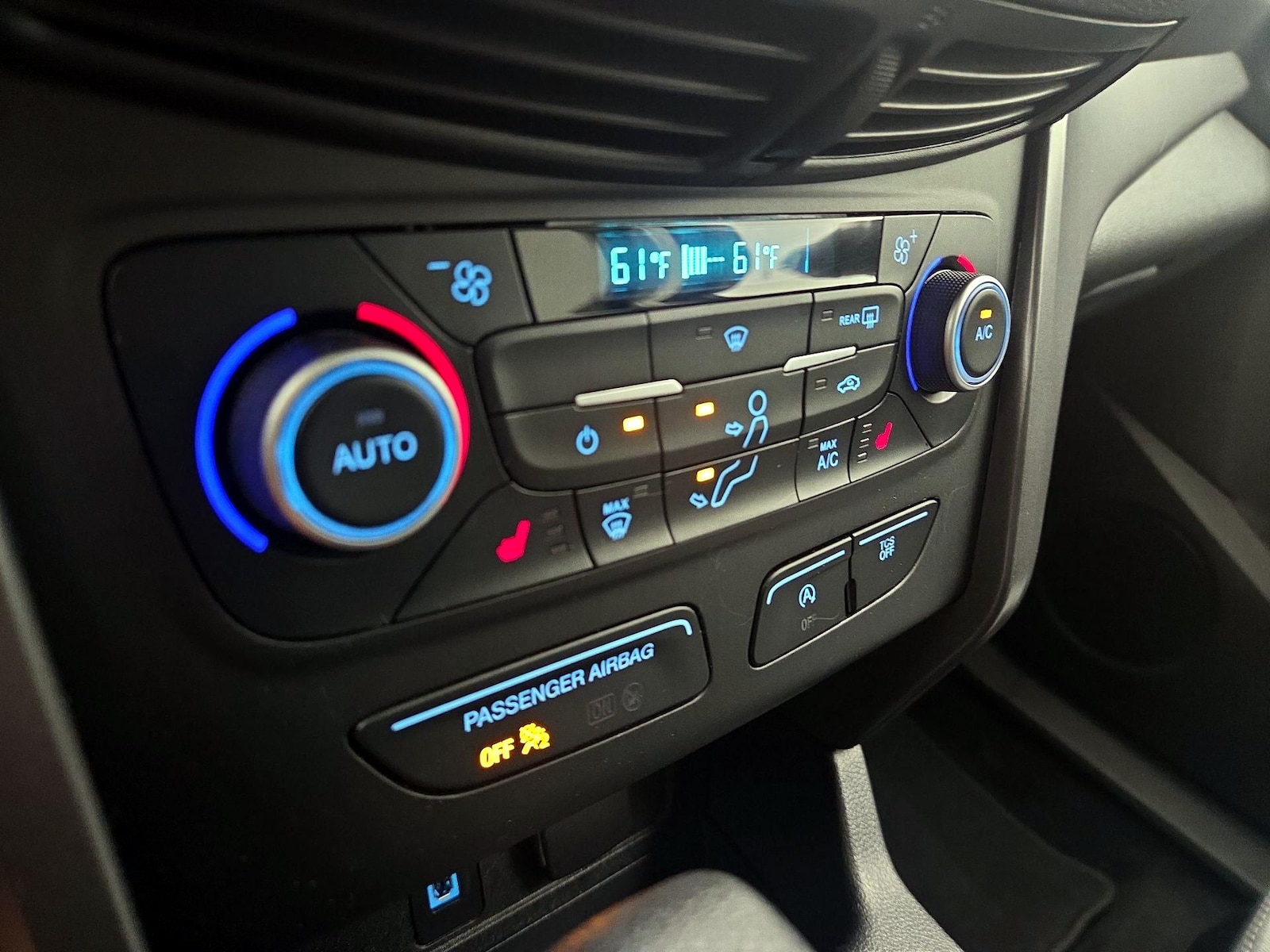 2019 Ford Escape SE - Photo 17