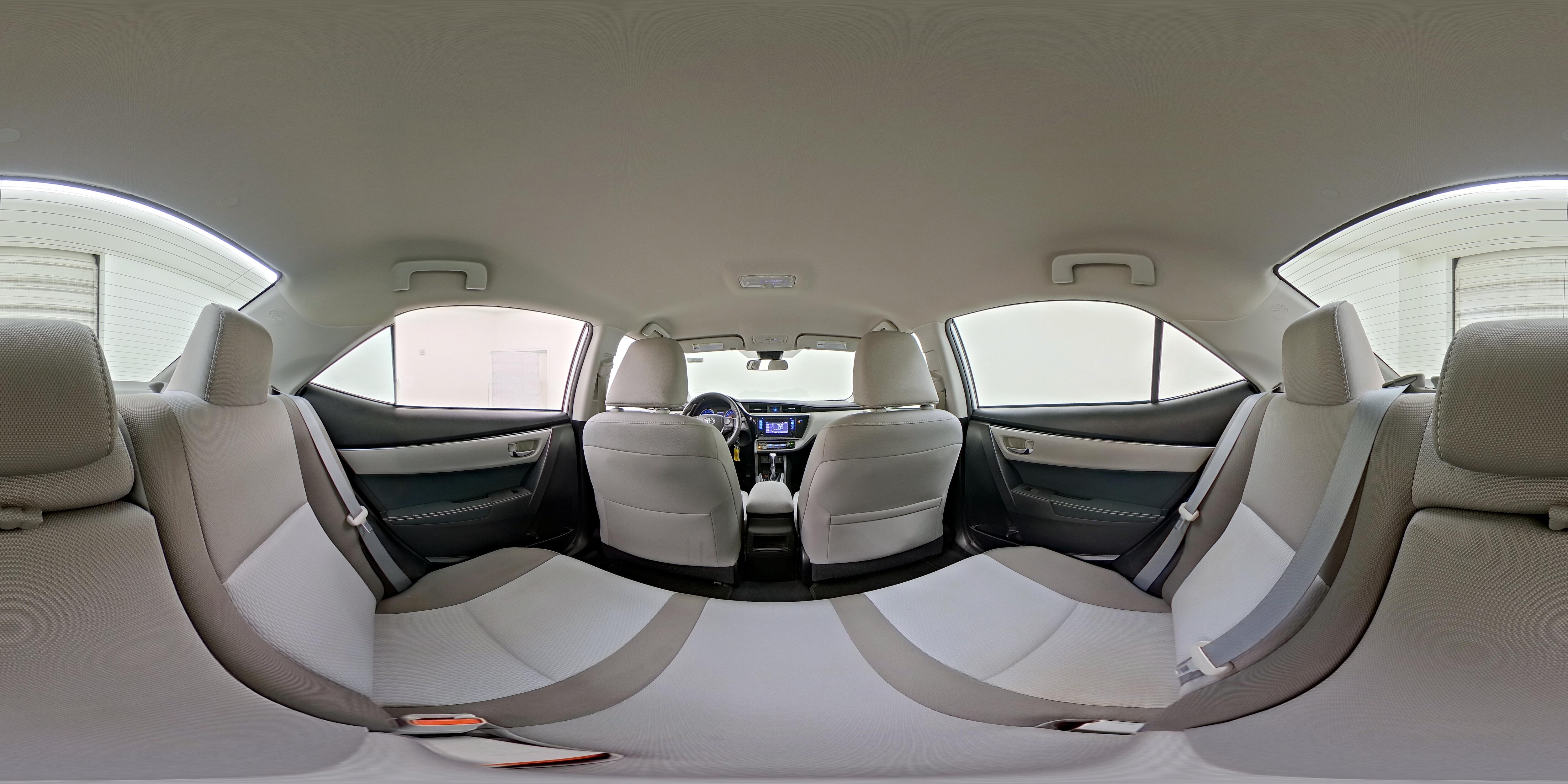 2018 Toyota Corolla LE - Photo 25