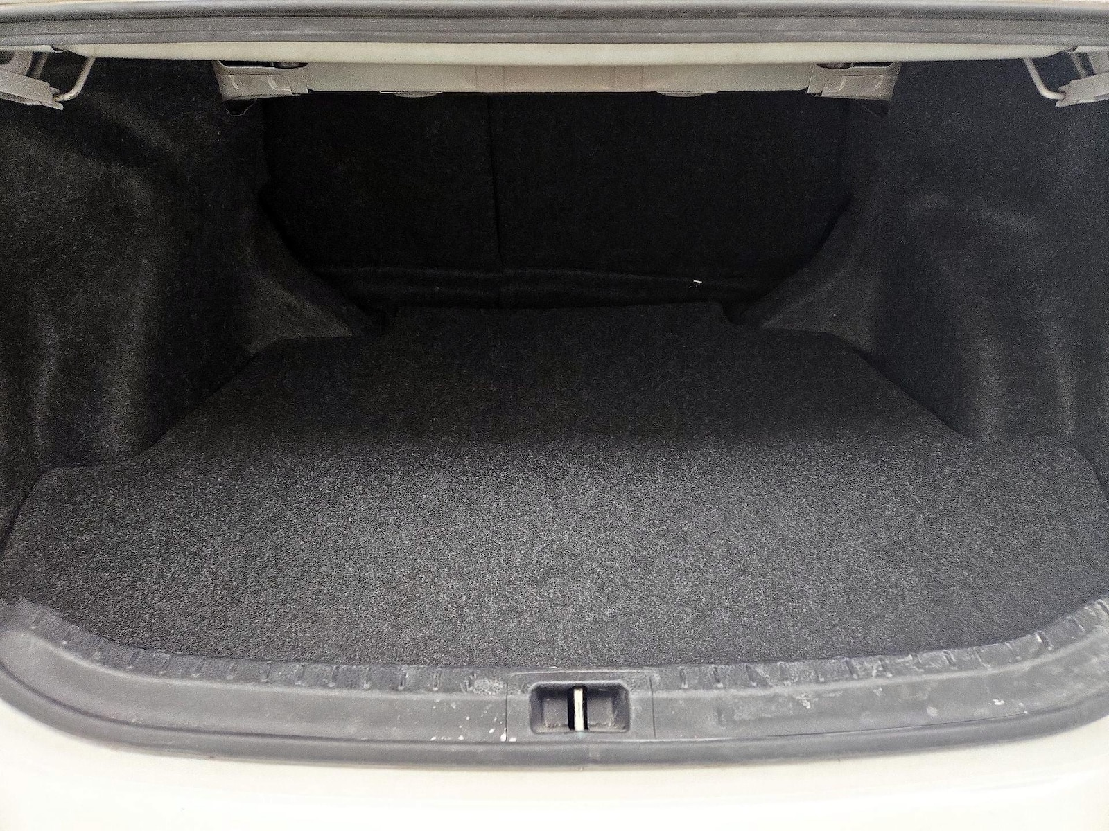 2018 Toyota Corolla LE - Photo 21