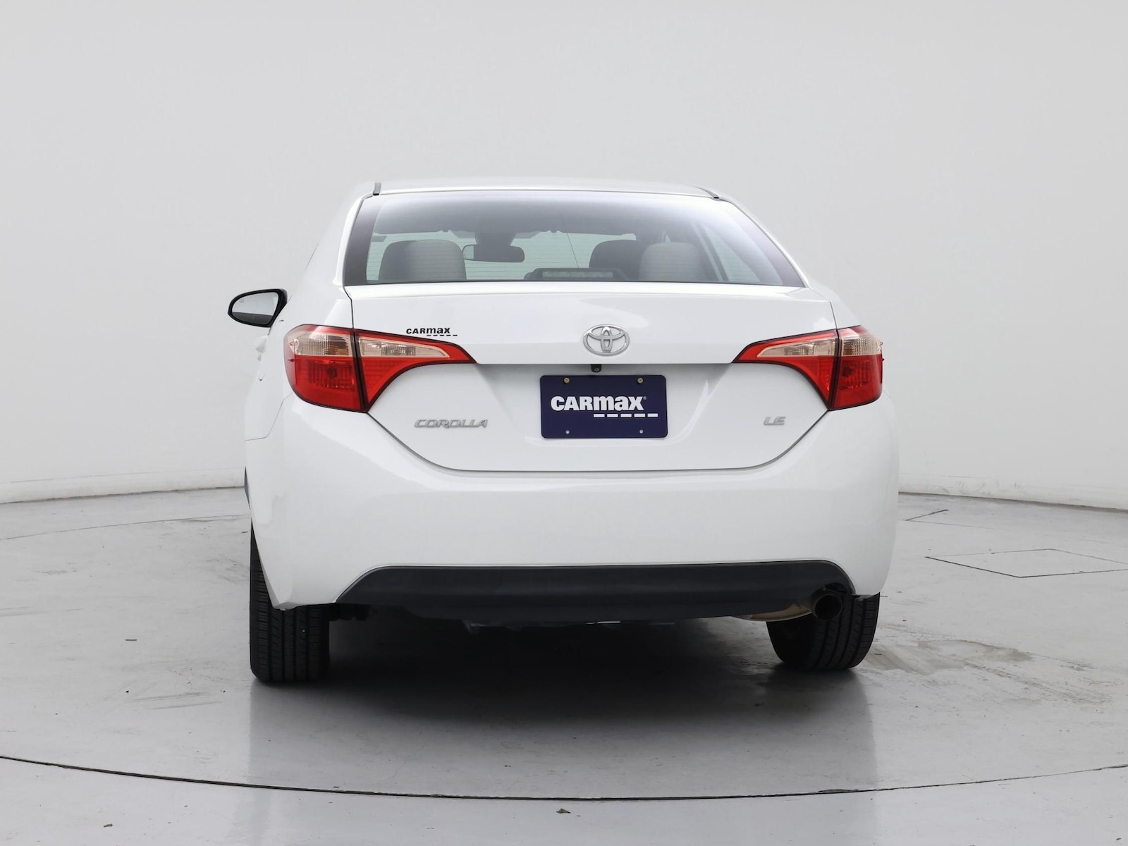 2018 Toyota Corolla LE - Photo 7