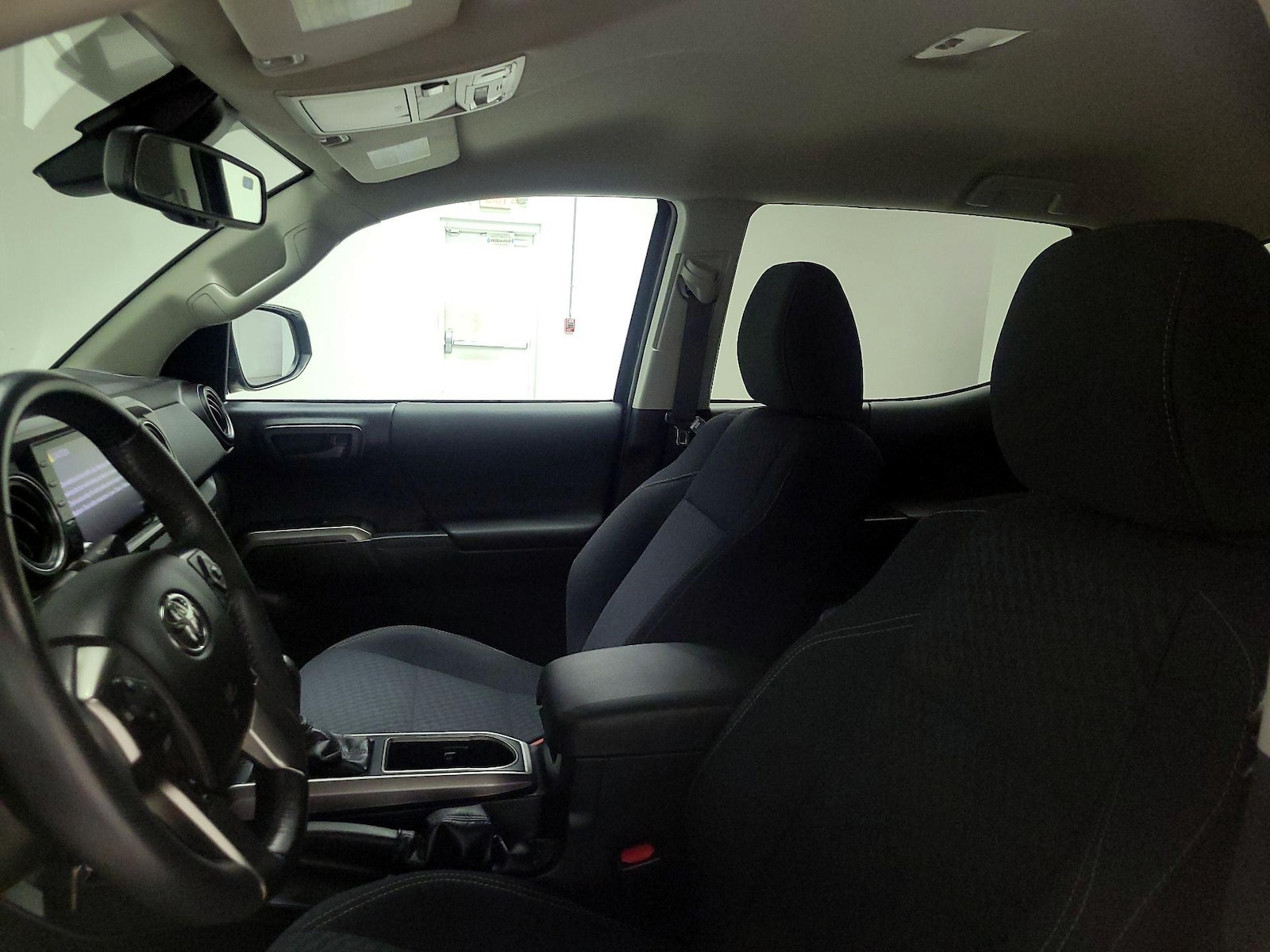 Power Seat(s) & Side Airbags