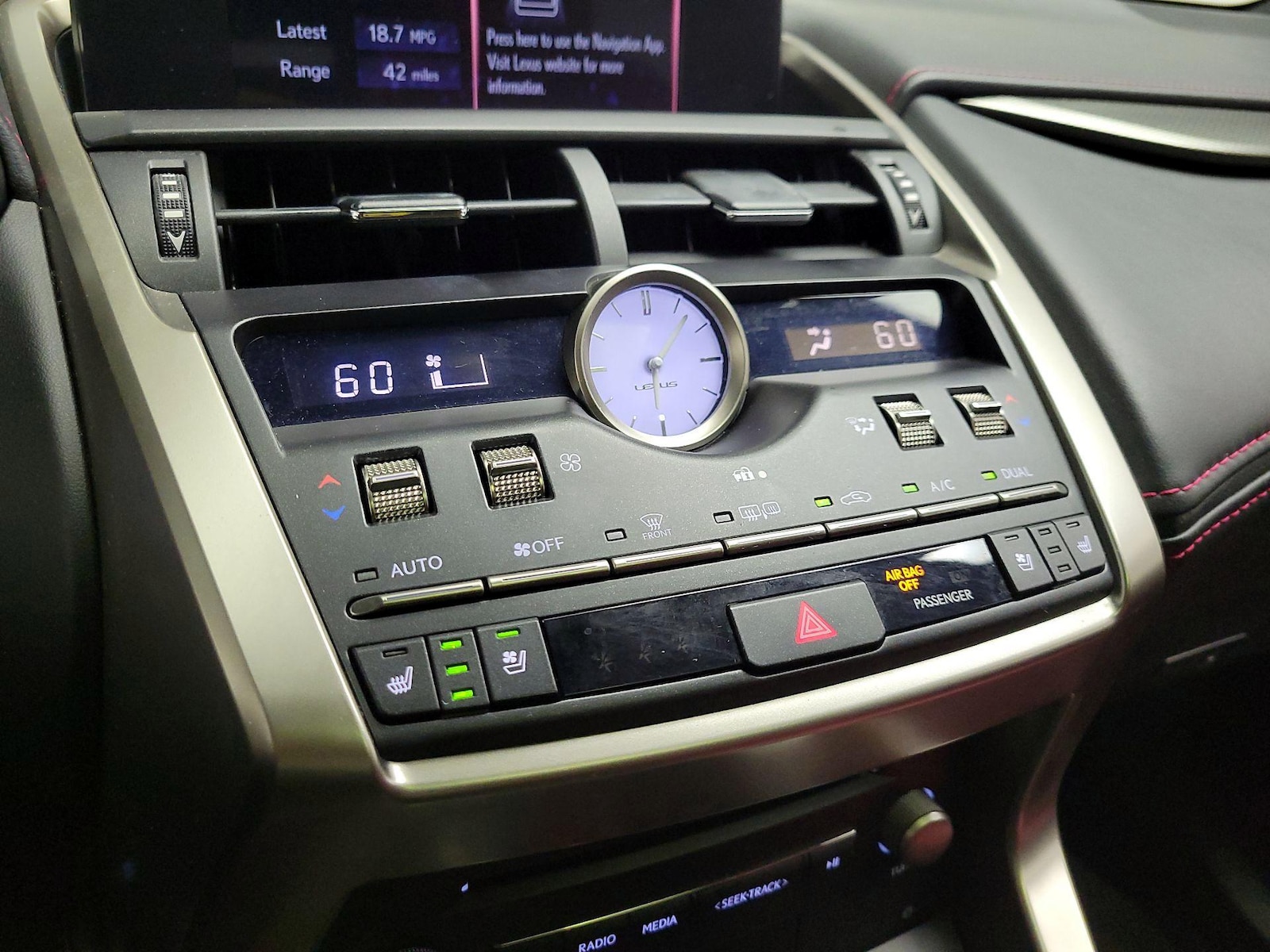 2020 Lexus NX 300 F SPORT - Photo 17