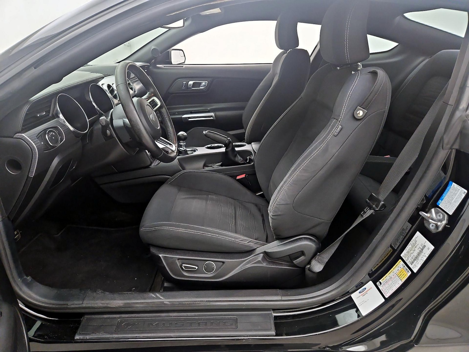 Power Seat(s) & Side Airbags