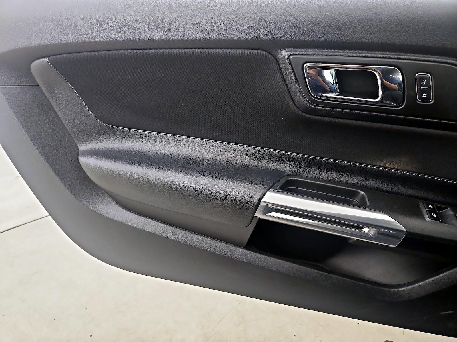 2017 Ford Mustang GT - Photo 13